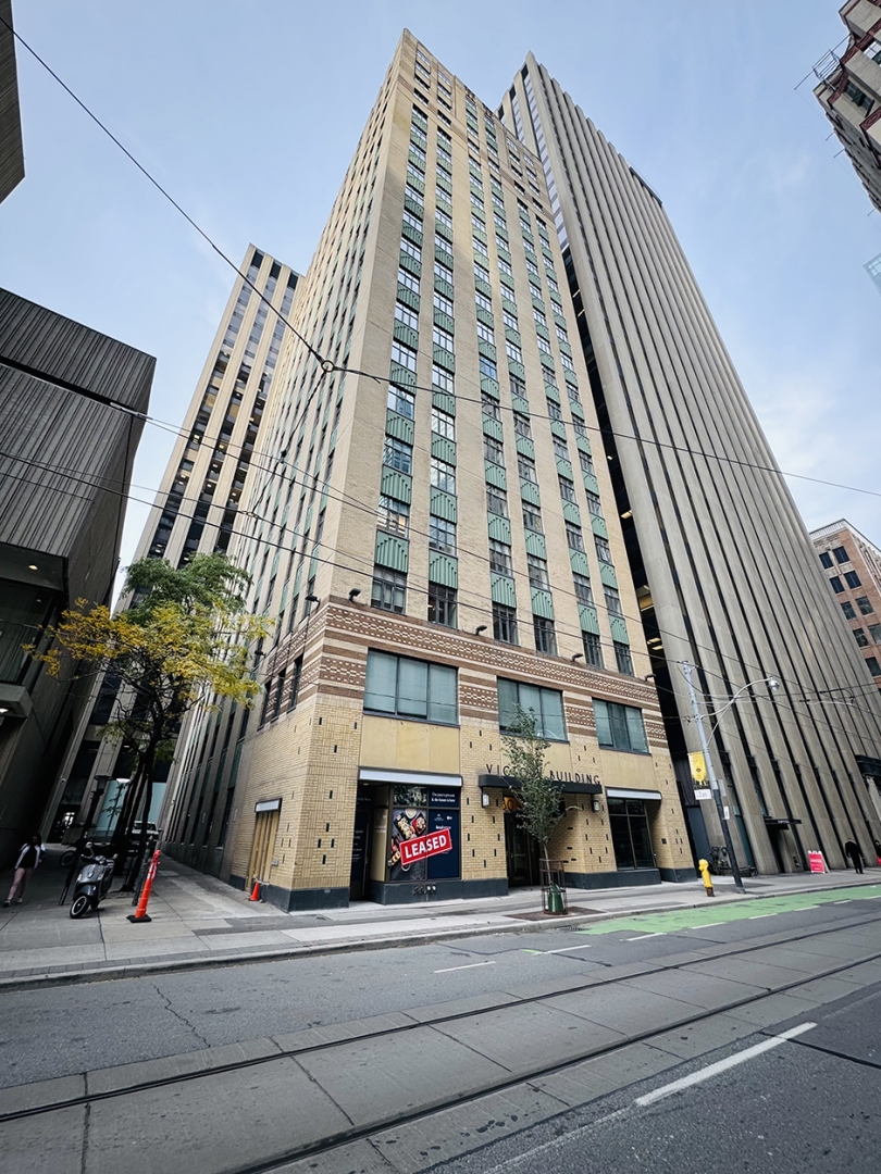 80 Richmond St W exterior view of the whole building