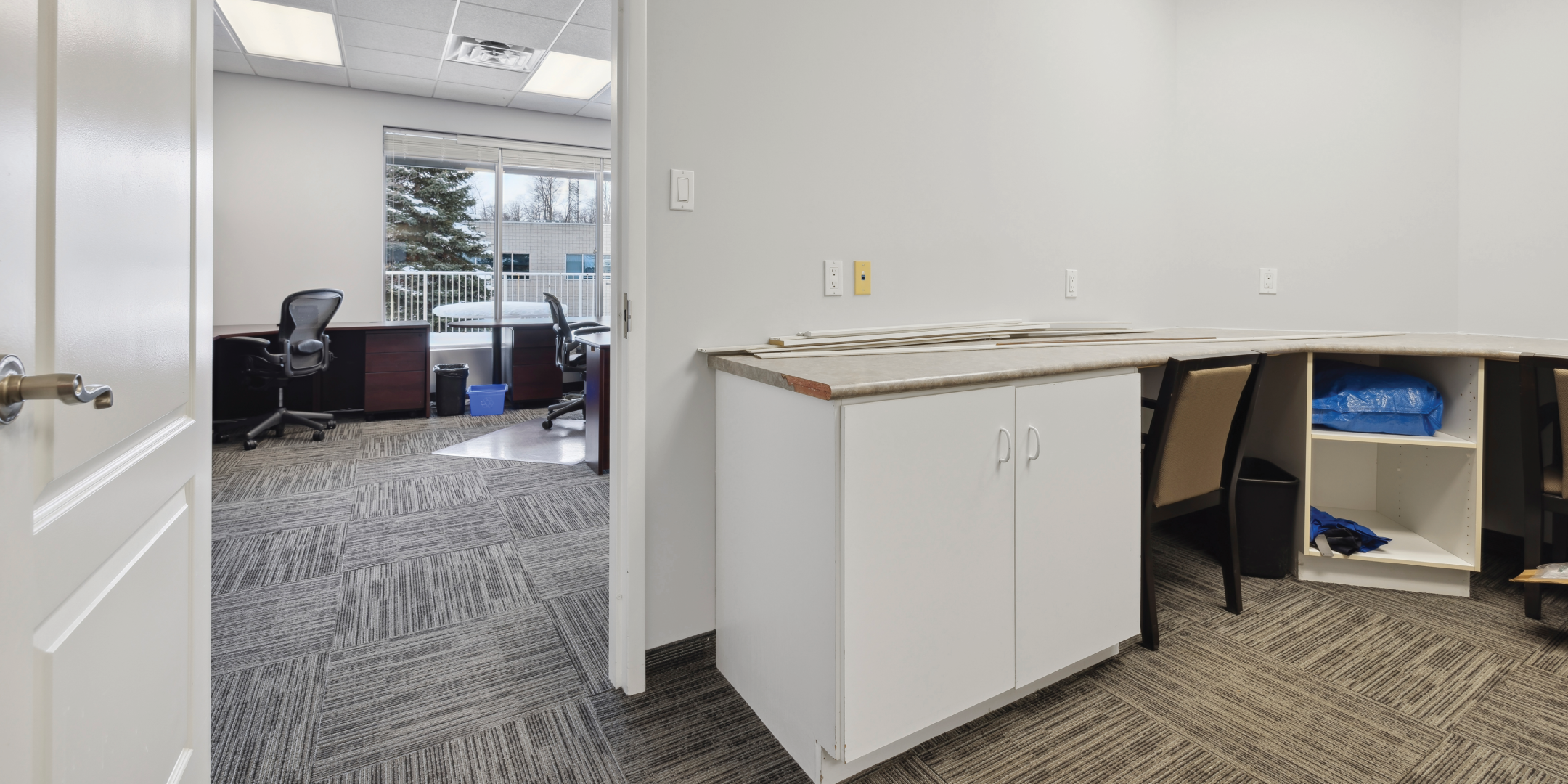 Interior office with large desk