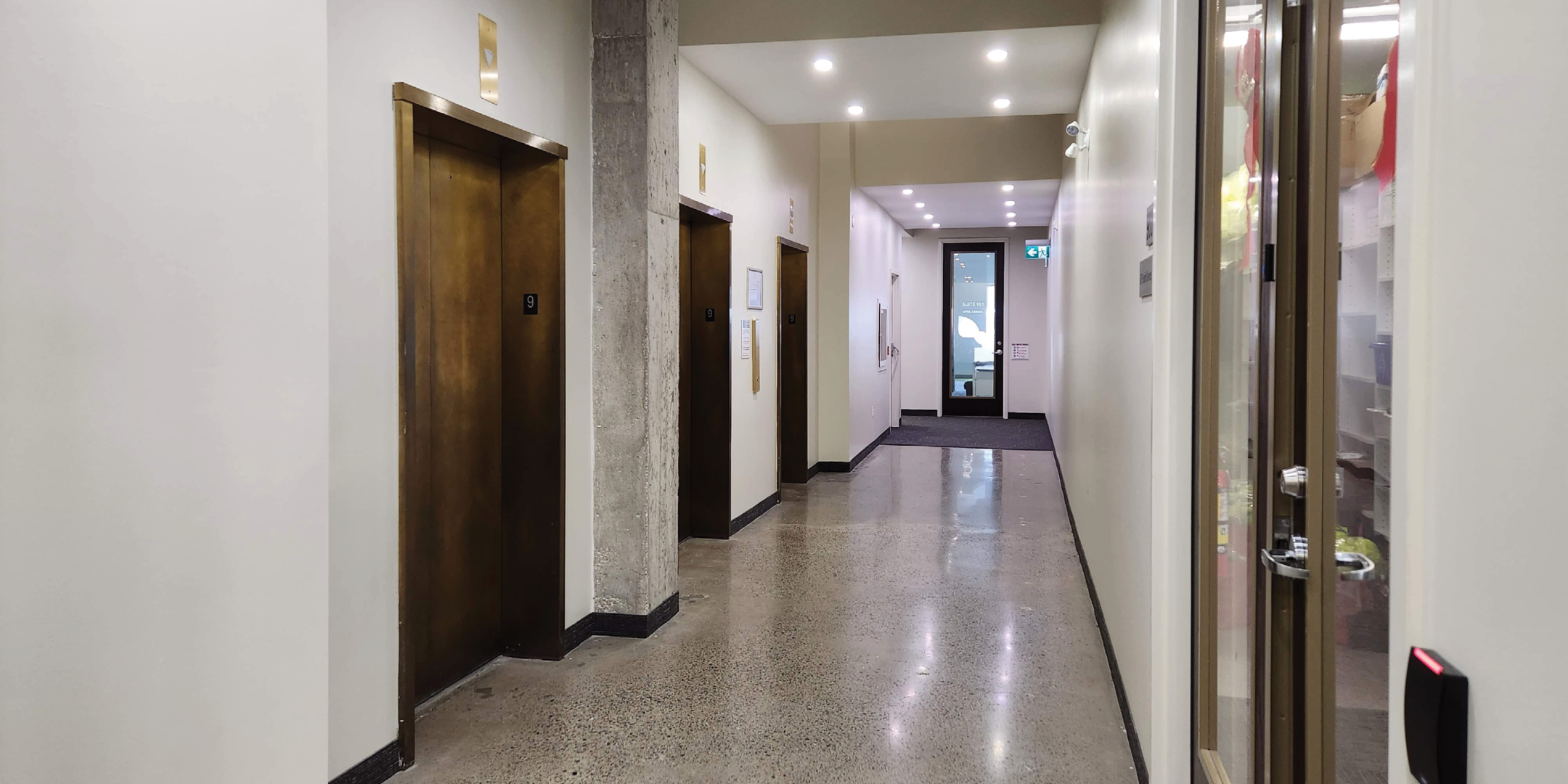 200 Consumers Road elevator lobby area