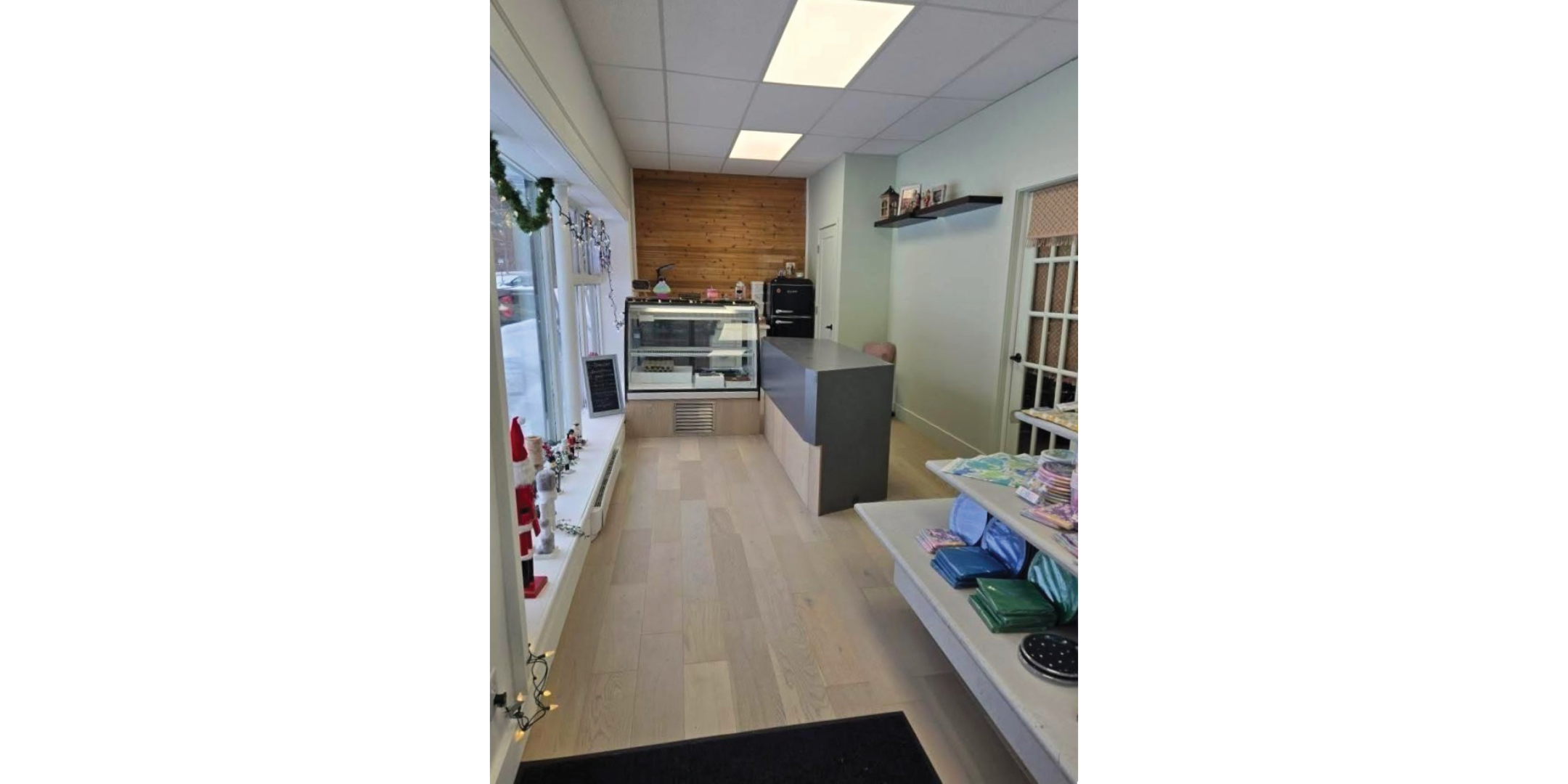 310 Taylor Road Interior Front Store Area