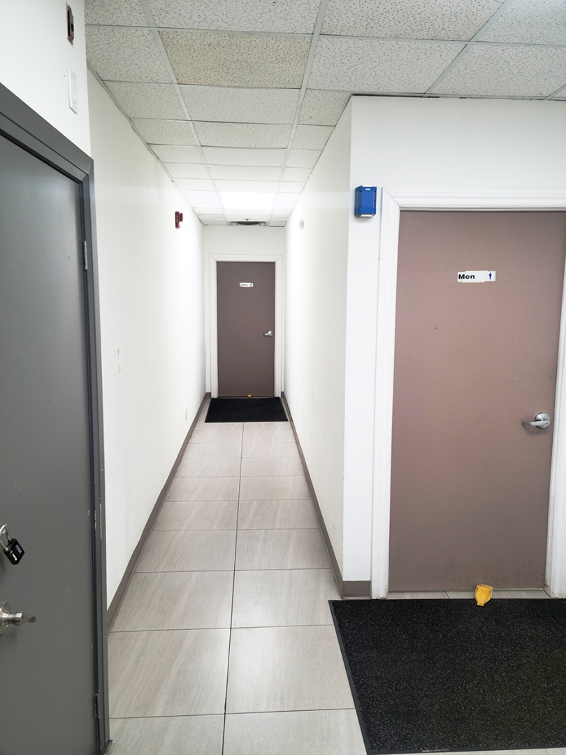34 Kern unit 1 hallway with multiple doors