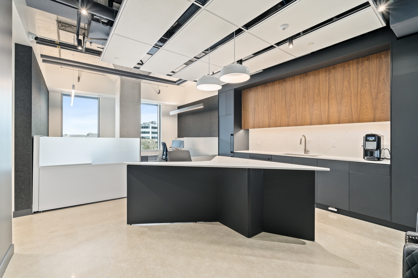 7685 Hurontario Street Entrance of Kitchen