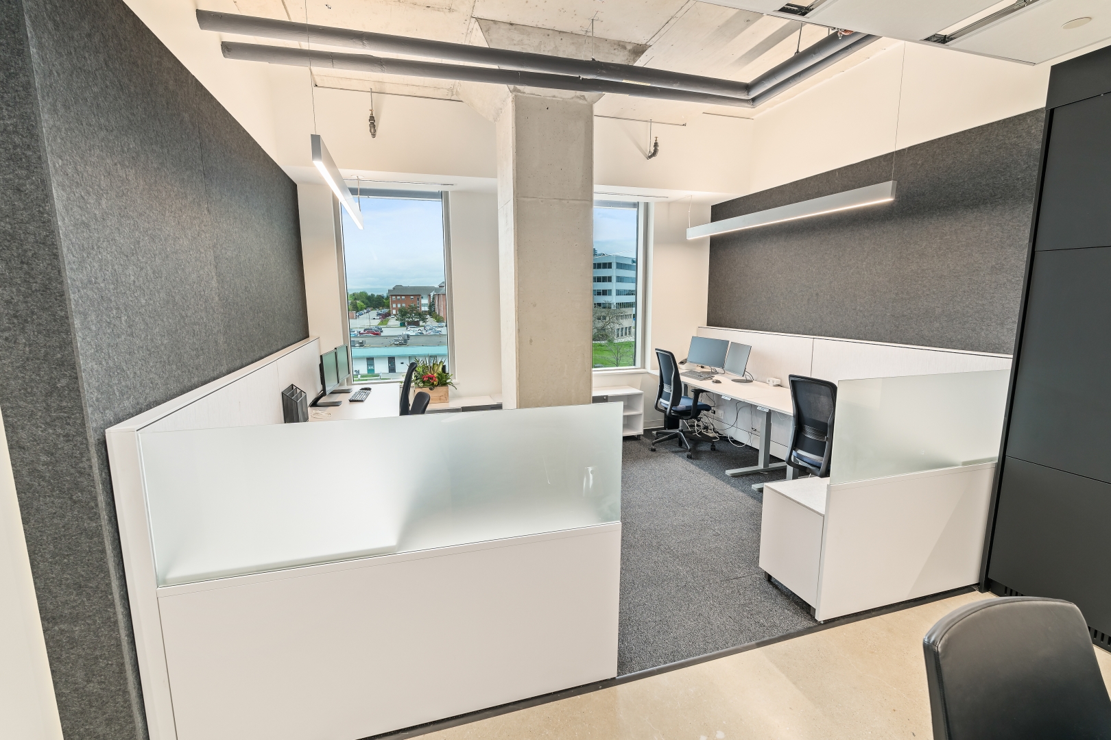 7685 Hurontario Street Office with Booths/cubicles