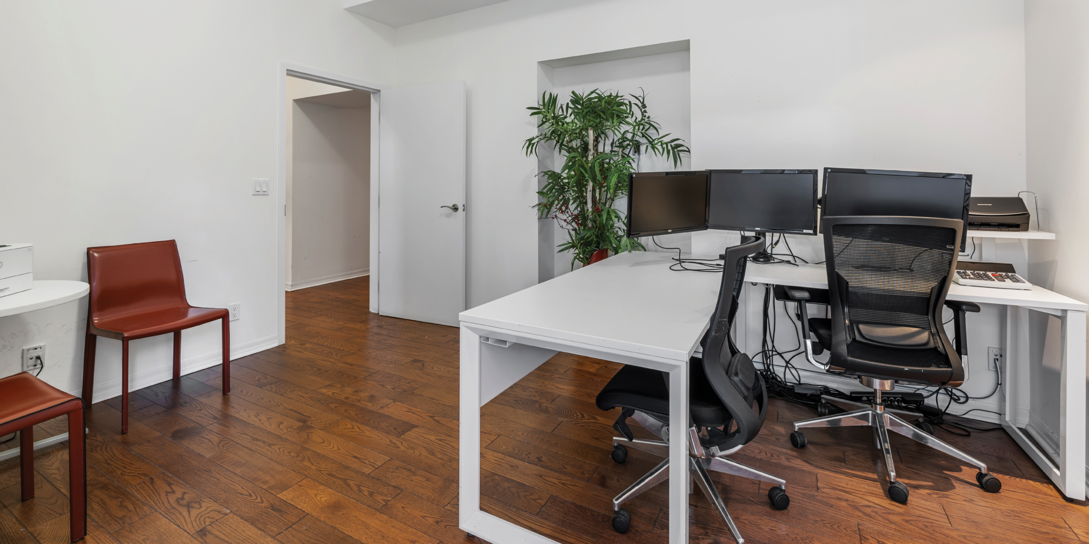 1 King Street West floor 15 office