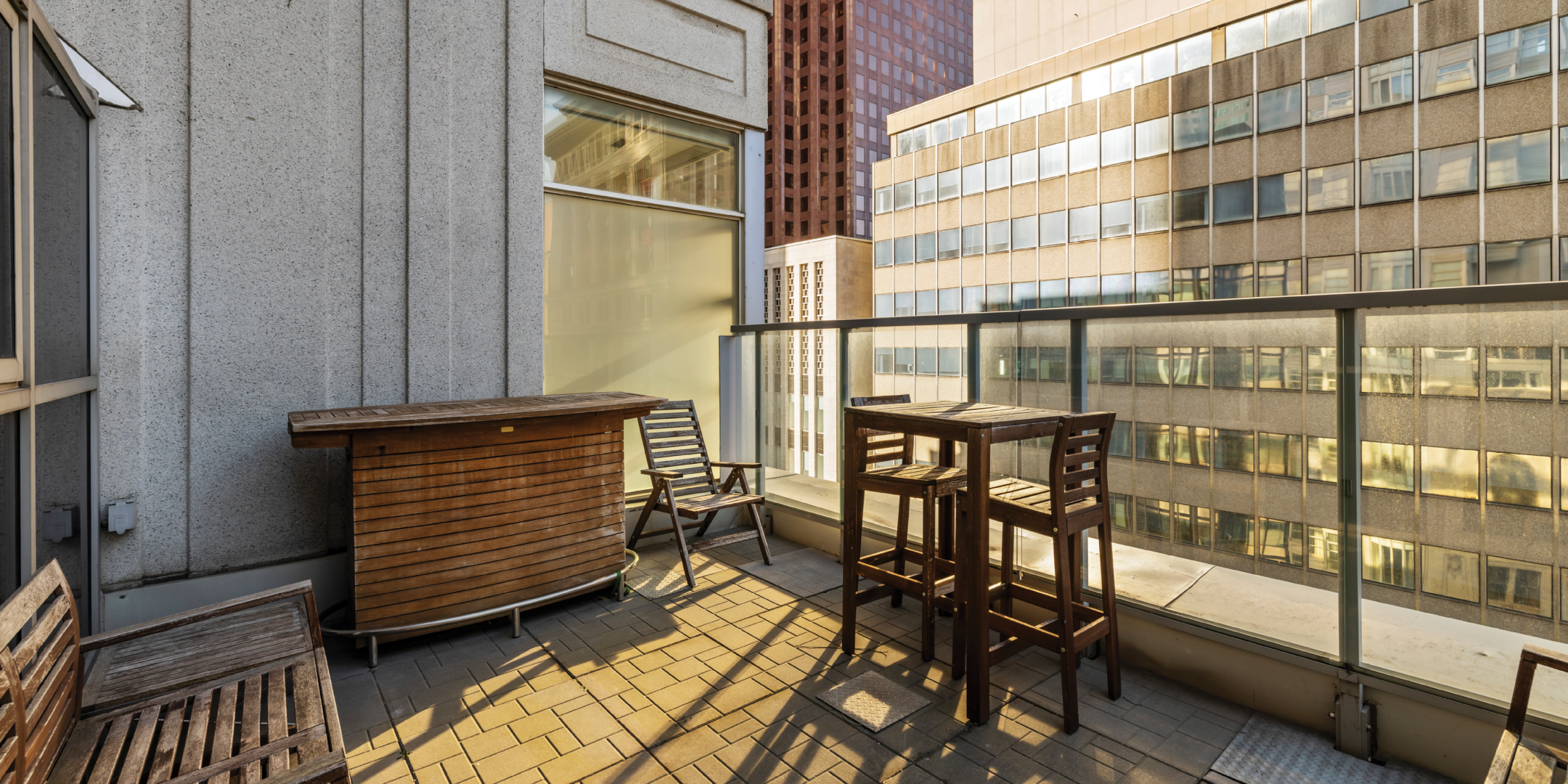 1 King Street West floor 15 terrace