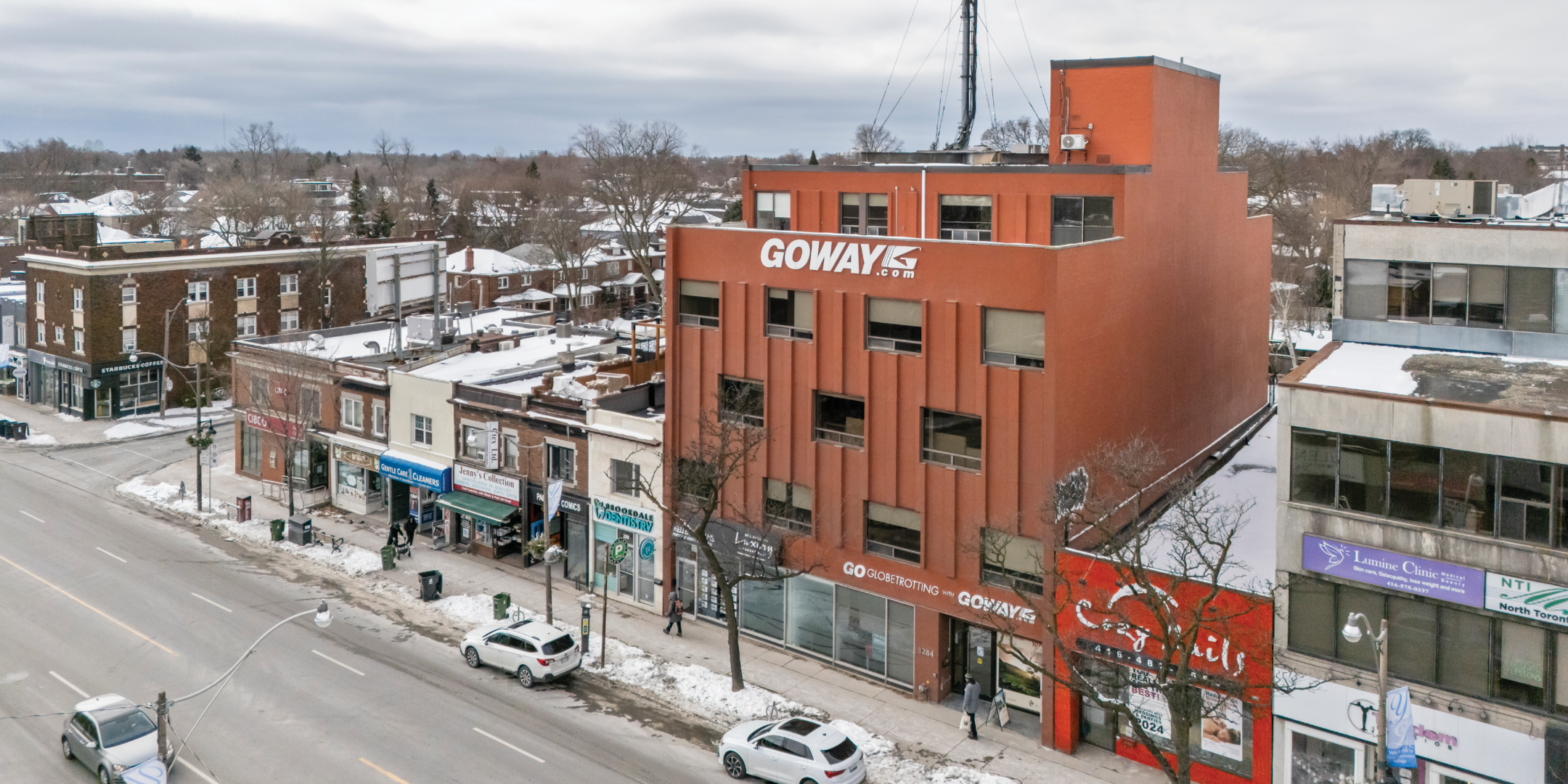 3284 Yonge building exterior showing nearby streets
