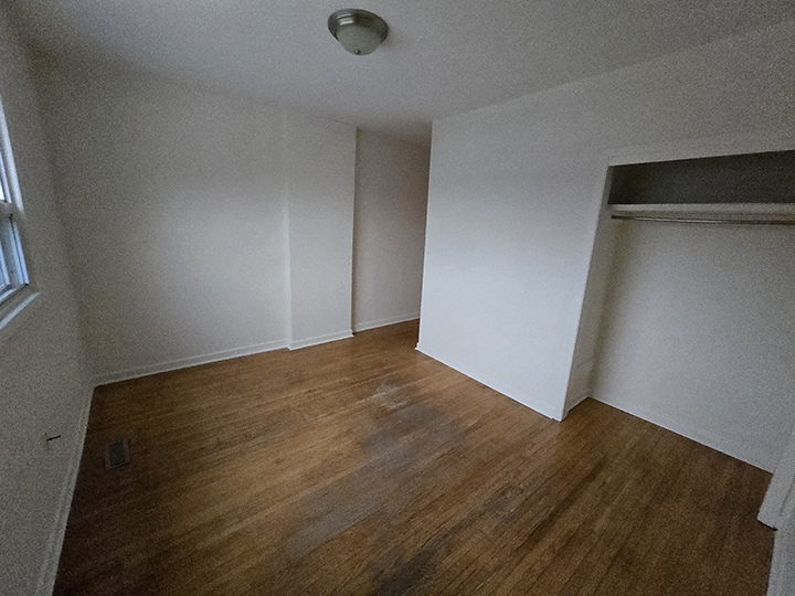 805 St Clair Avenue W - 07