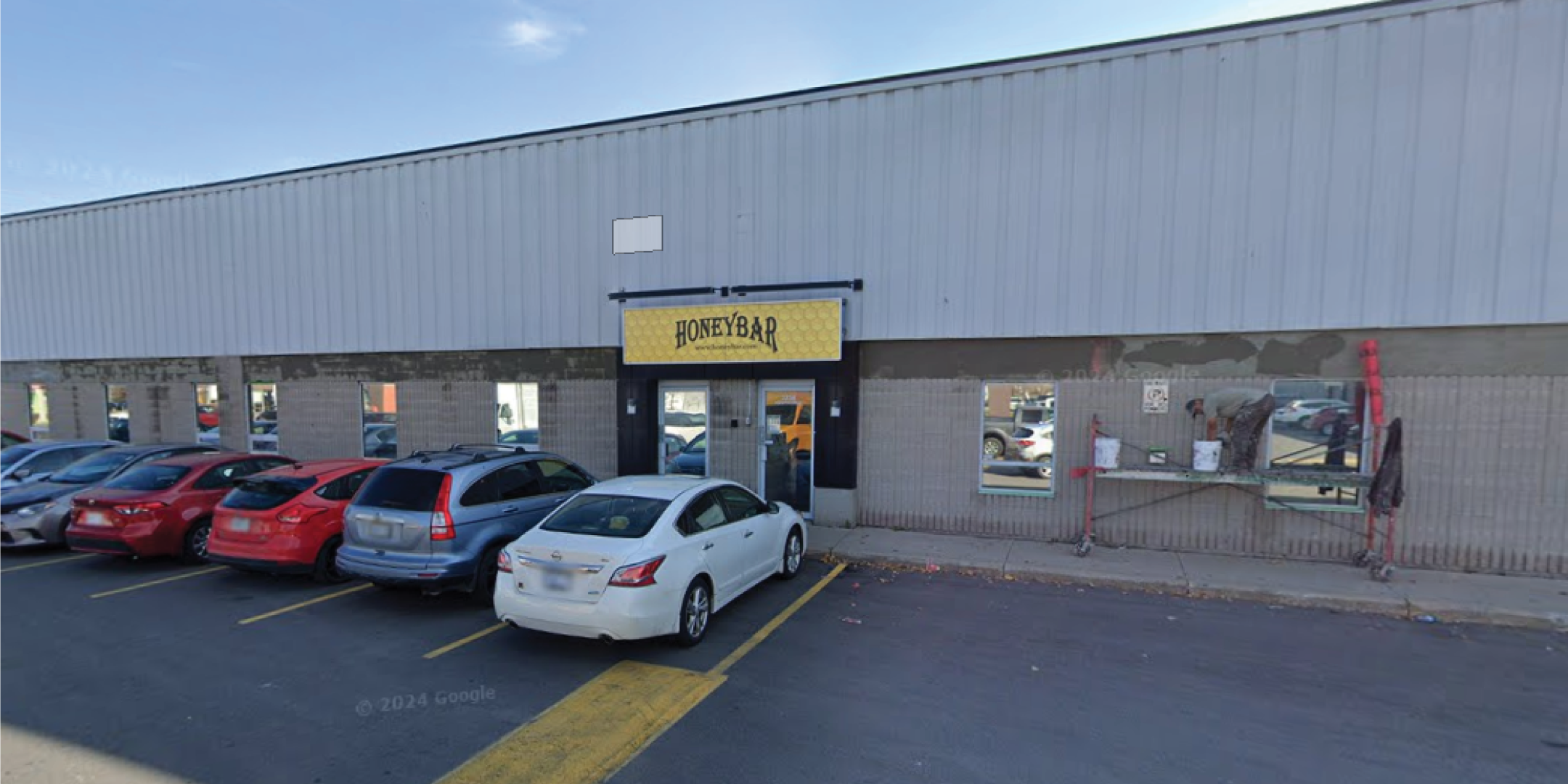 Front view of unit available for sublease at 3254 Hawthorne Road