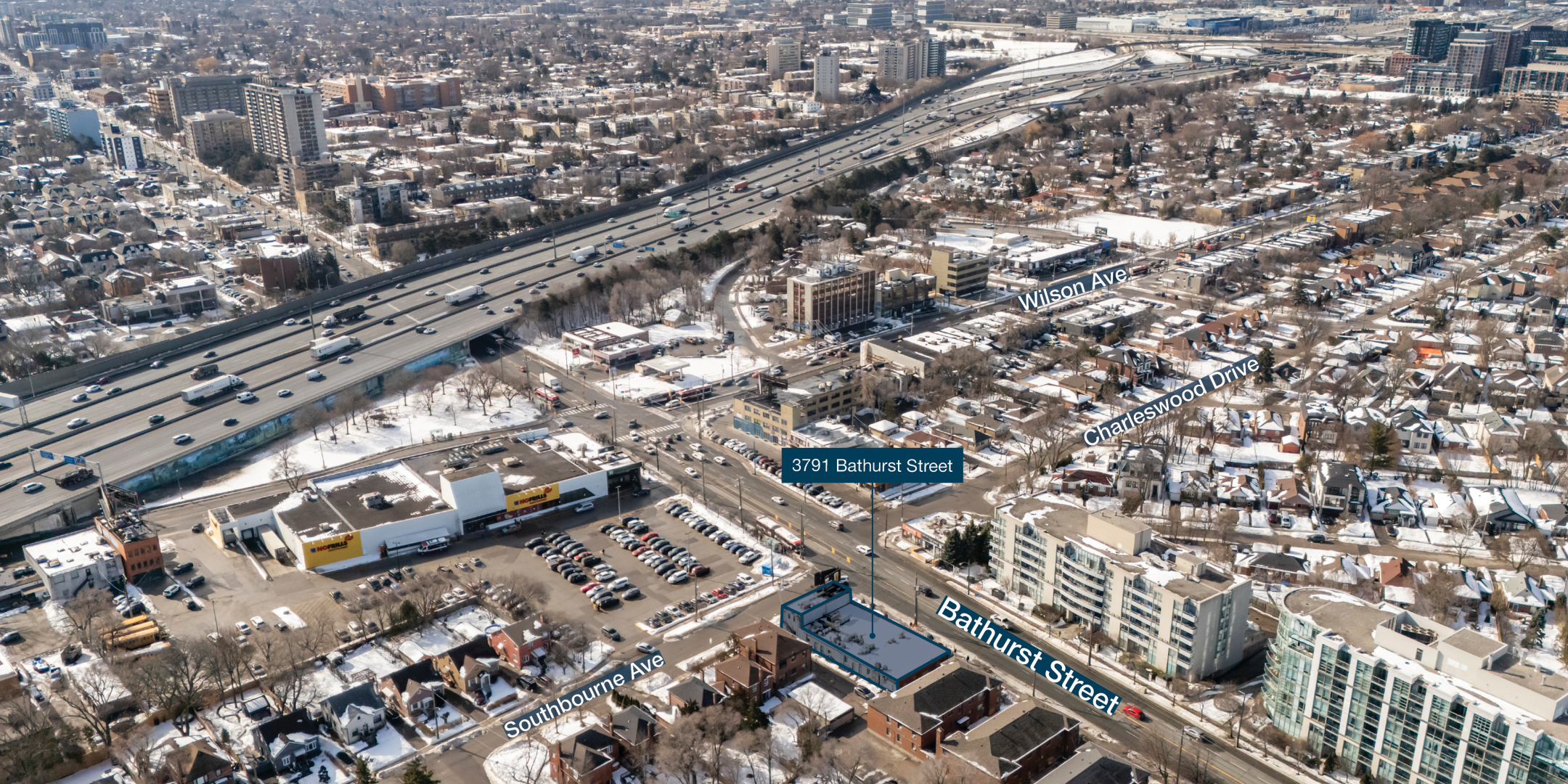 3791 Bathurst Street Location