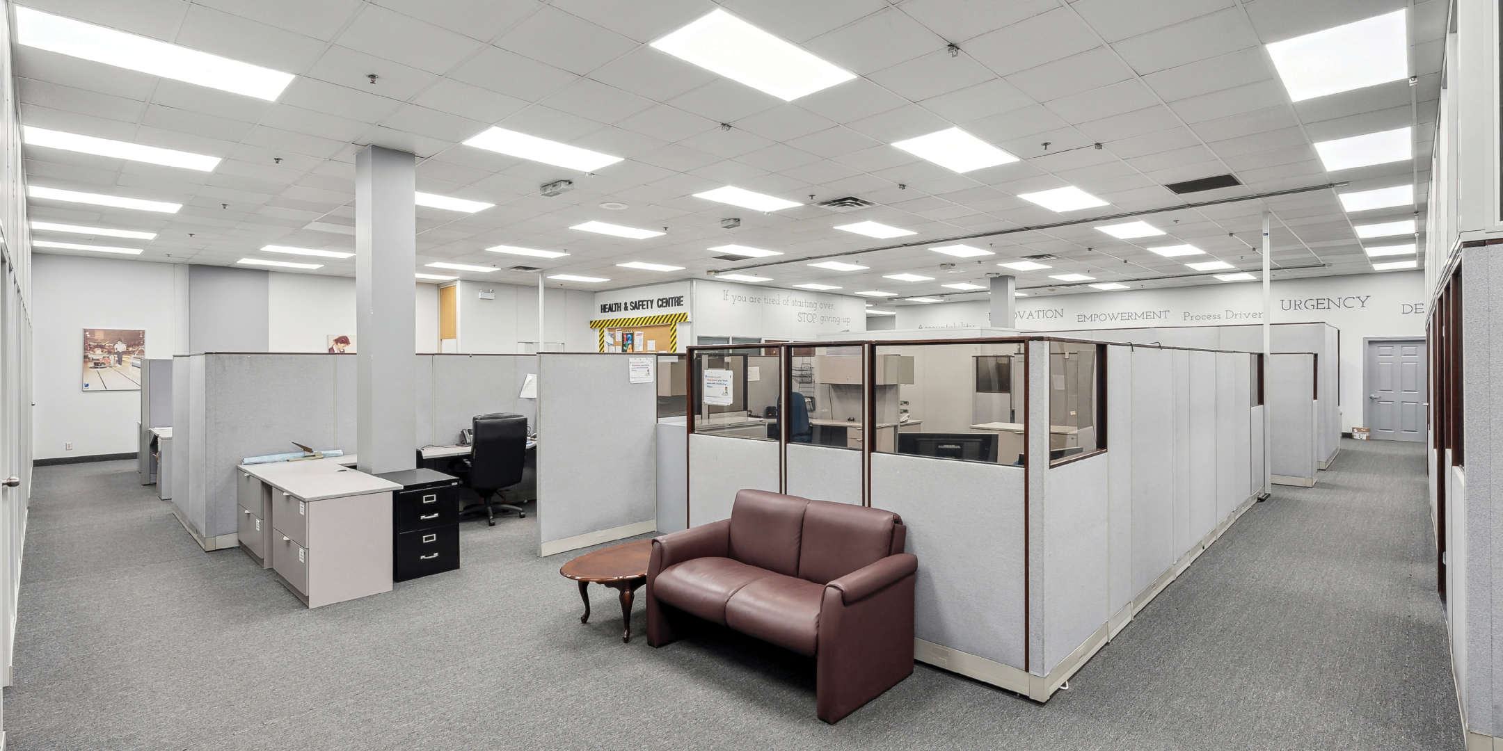 46 Hedgedale Road Large Office Area with cubicles and bright lights