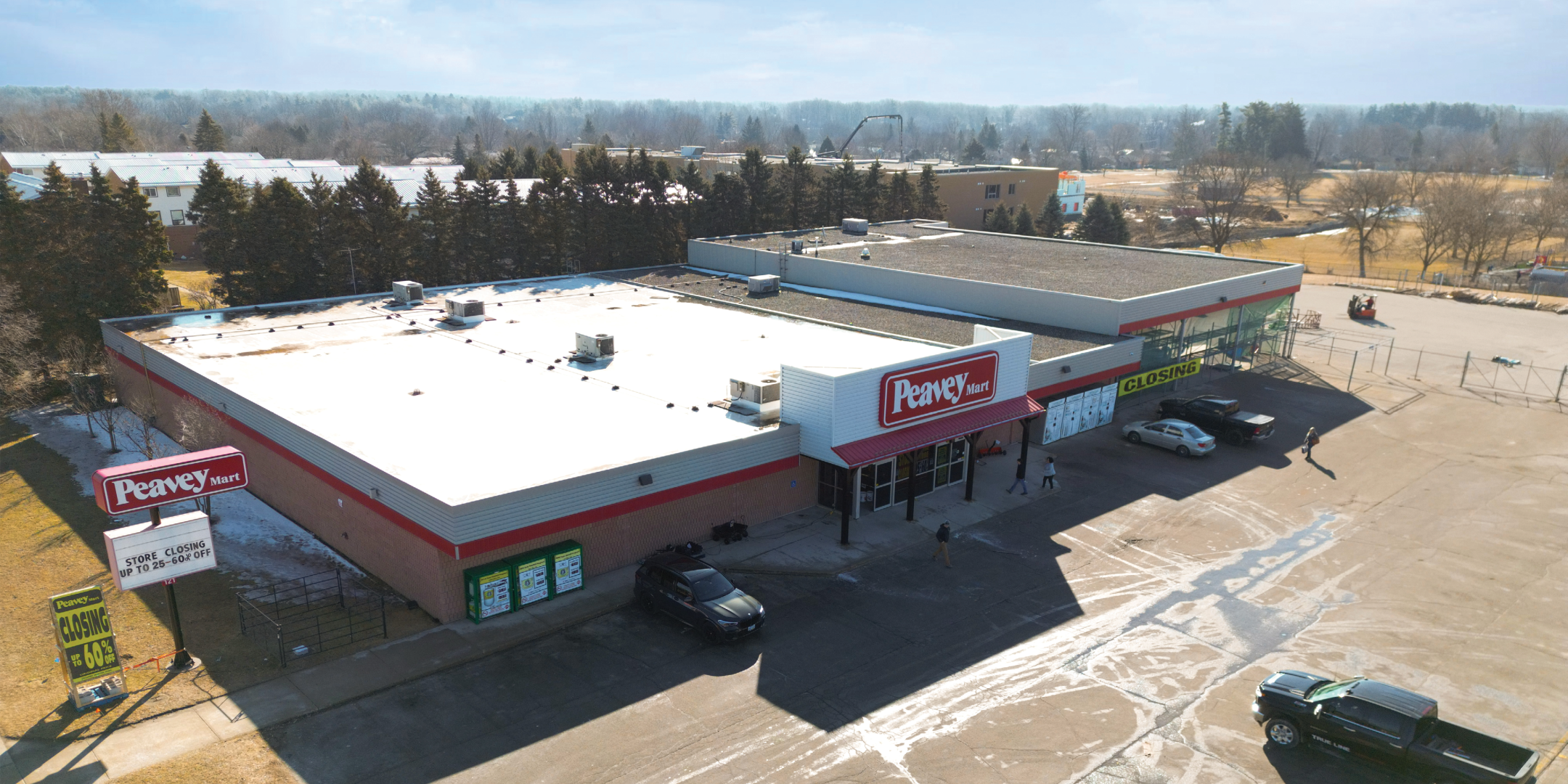 121 Concession Street E Investment/Retail Building Peavey Mart