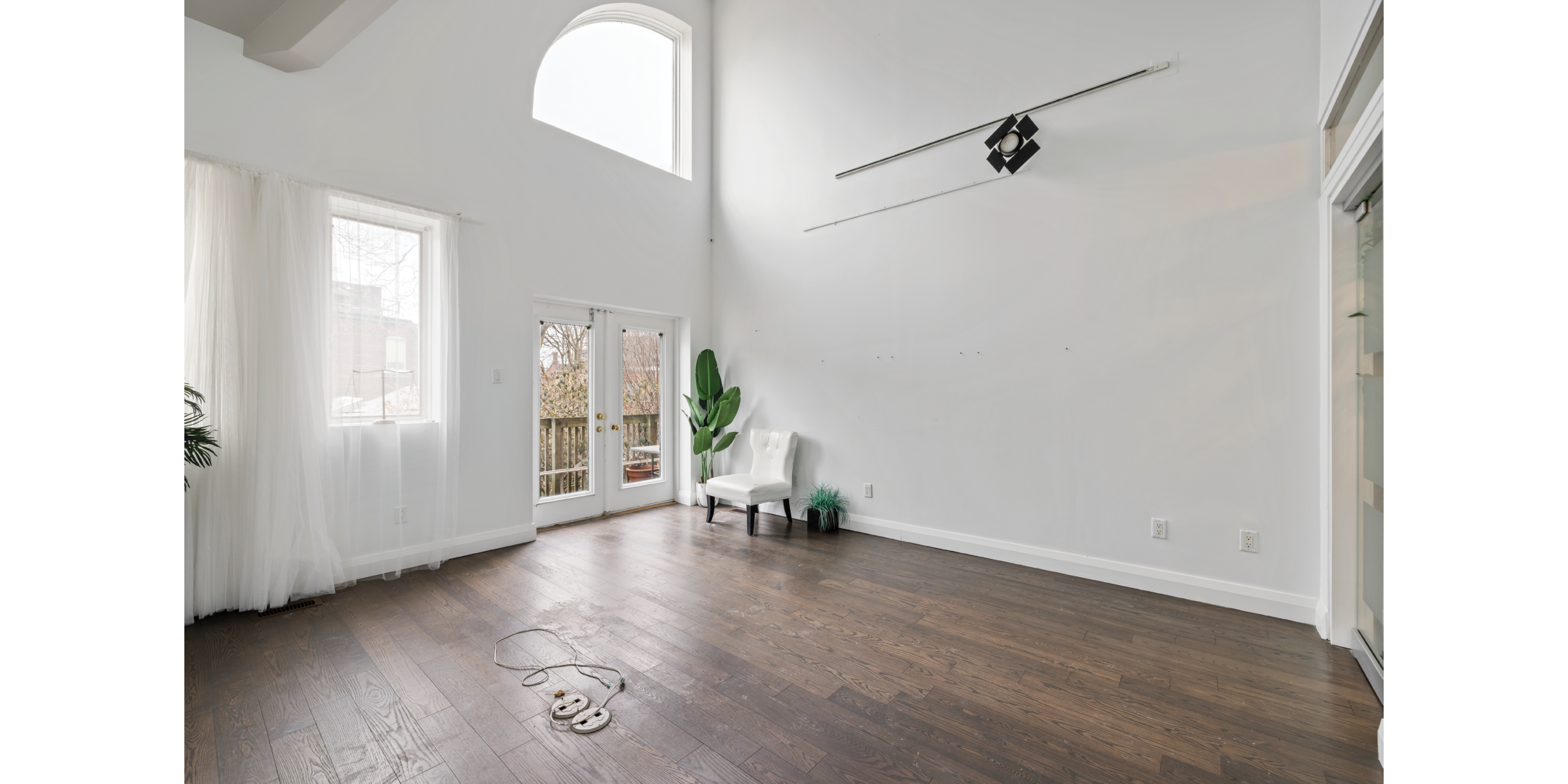 137 Berkeley Street double height ceilings boardroom