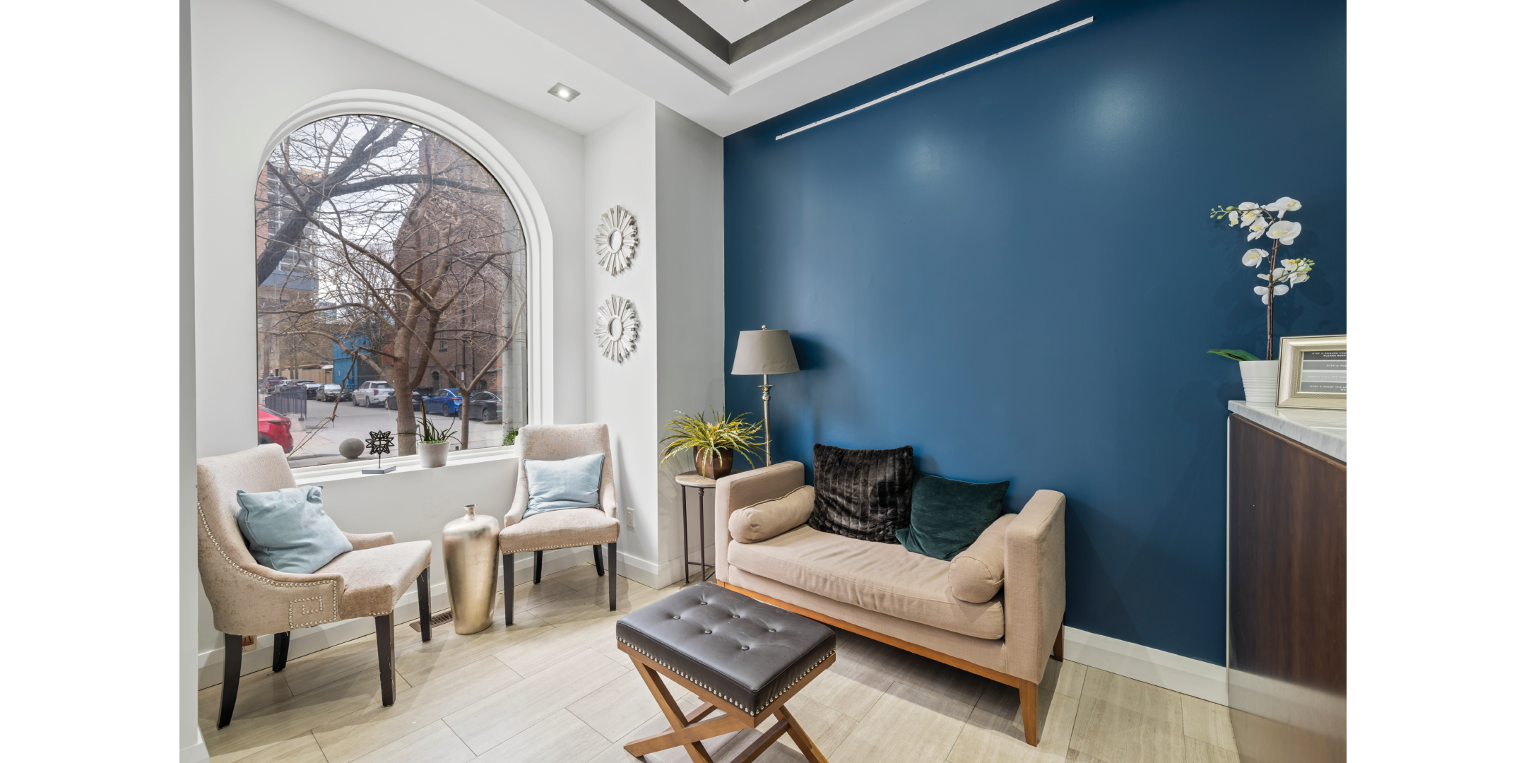 137 Berkeley Street first floor reception area