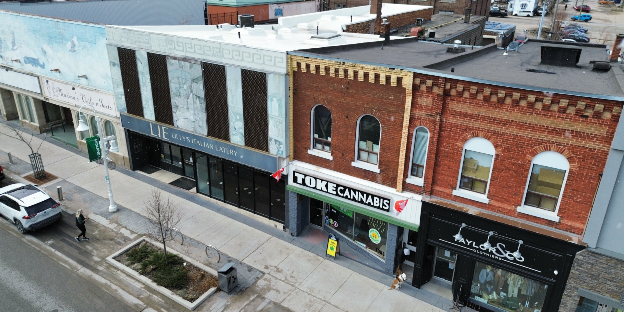 262 King Street Retail Building