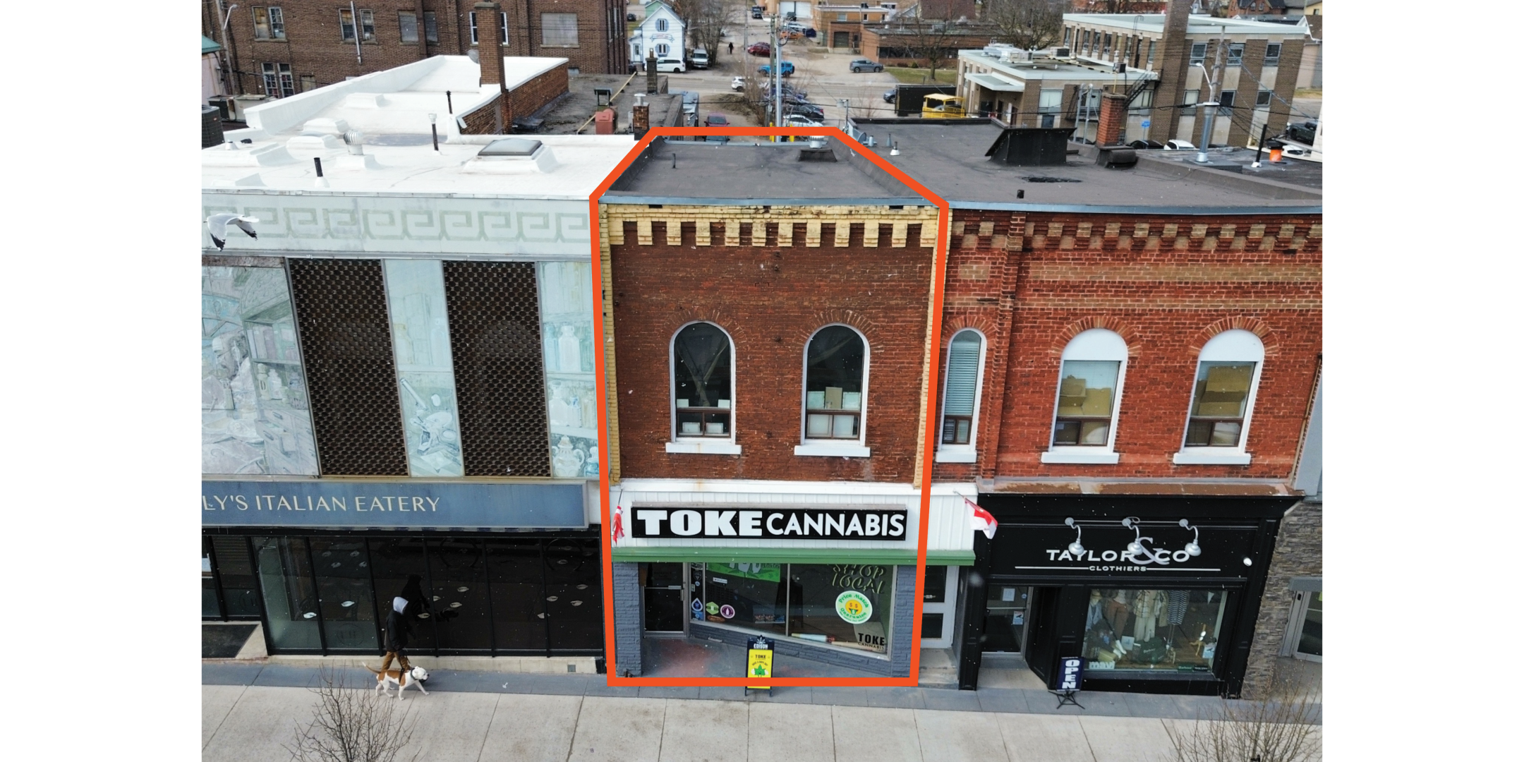 262 King Street Retail Building with Property Outline