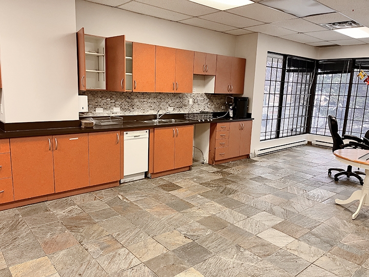 2 Tippett Road kitchen area with dishwasher