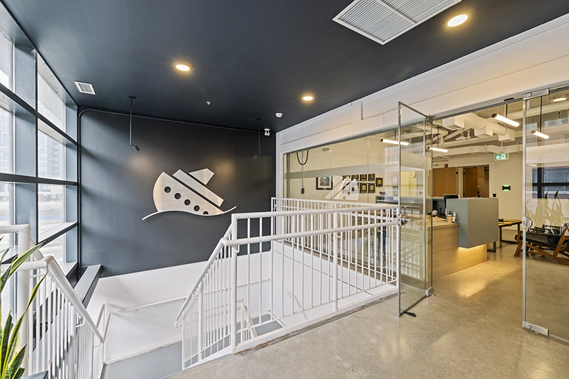 32 Lisgar stairs