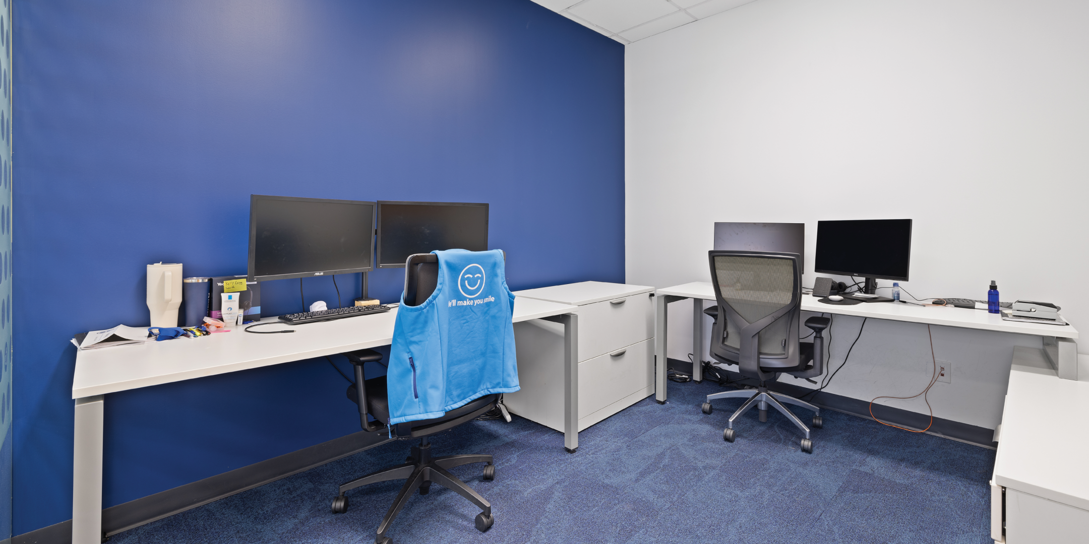 141 Adelaide Street W Suite 900 office