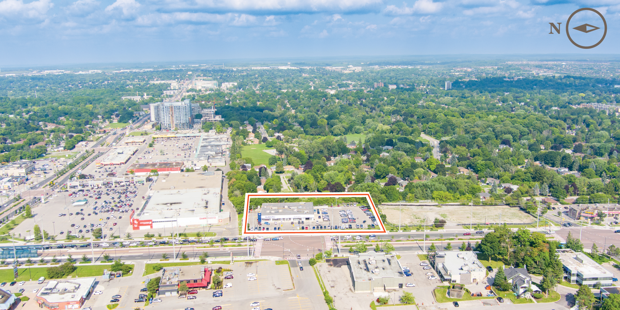 17415 Yonge Street Property Outline