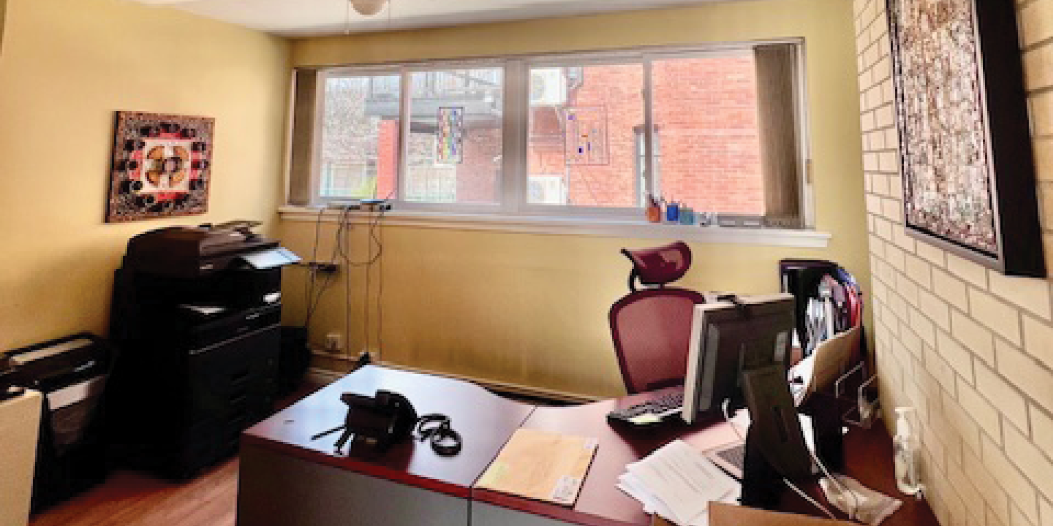 276 Gladstone Avenue office