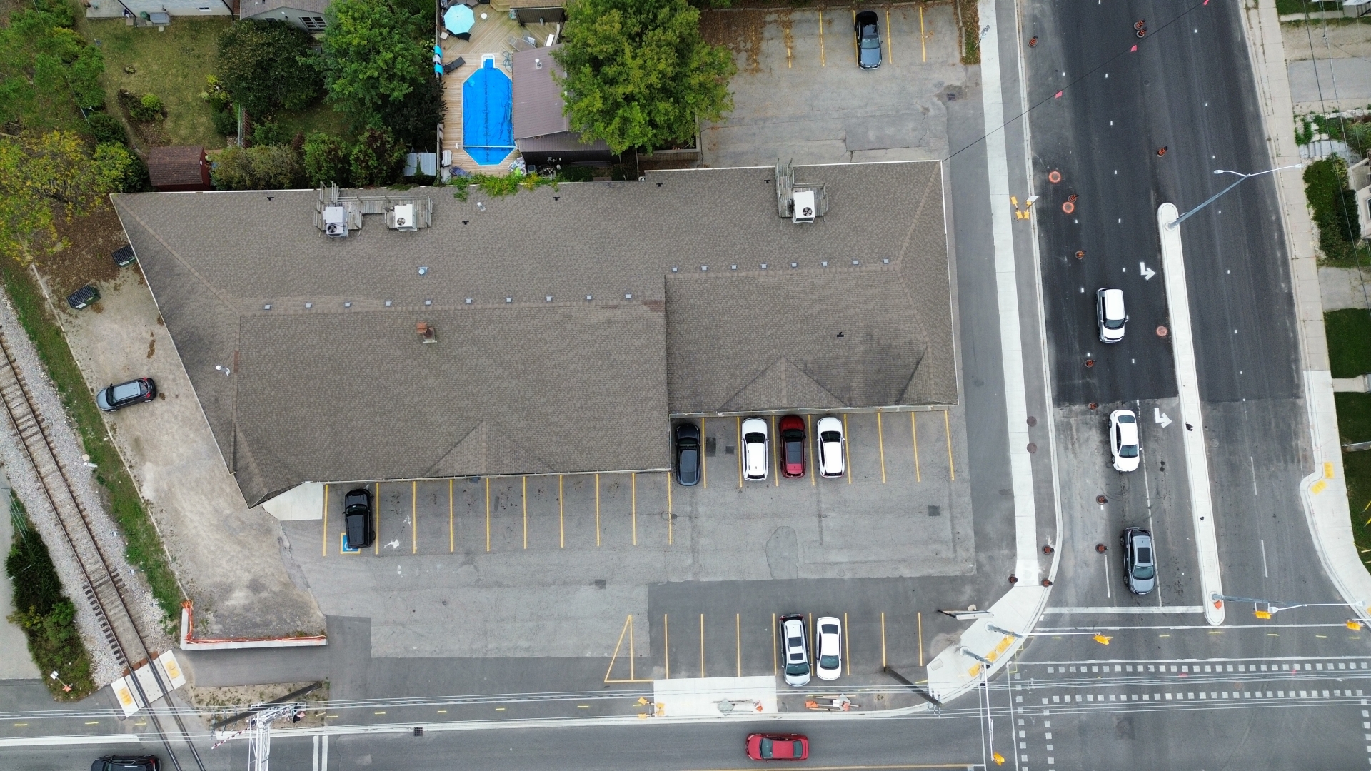 3-19 Speedvale Avenue E Aerial