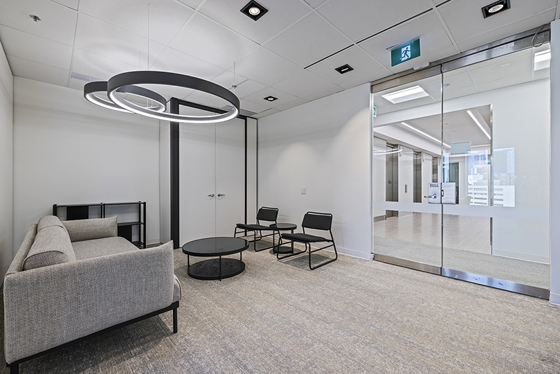 390 Bay Street reception area