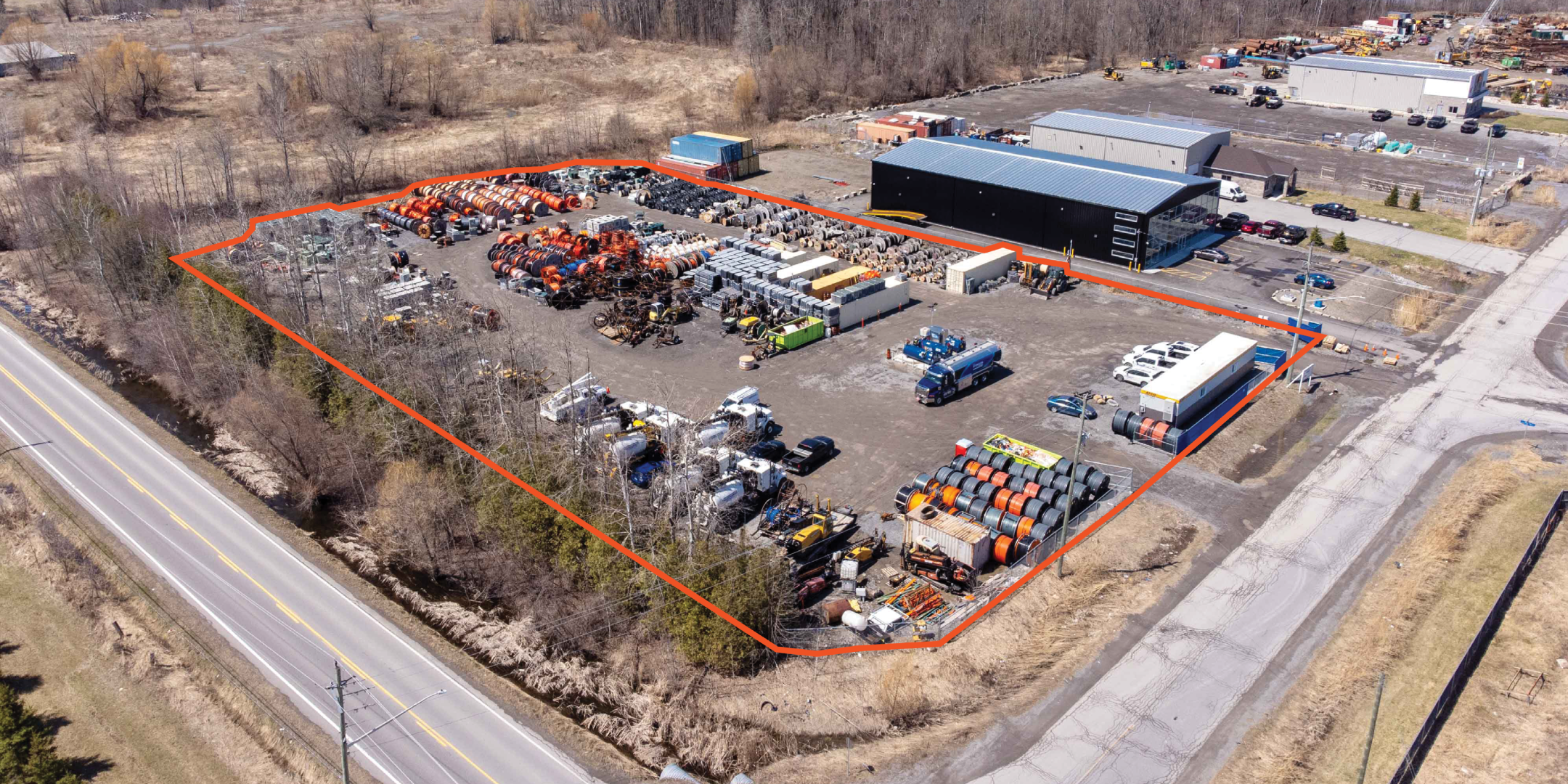 Outline of land available for sale at 6755 & 6781 Hiram Drive