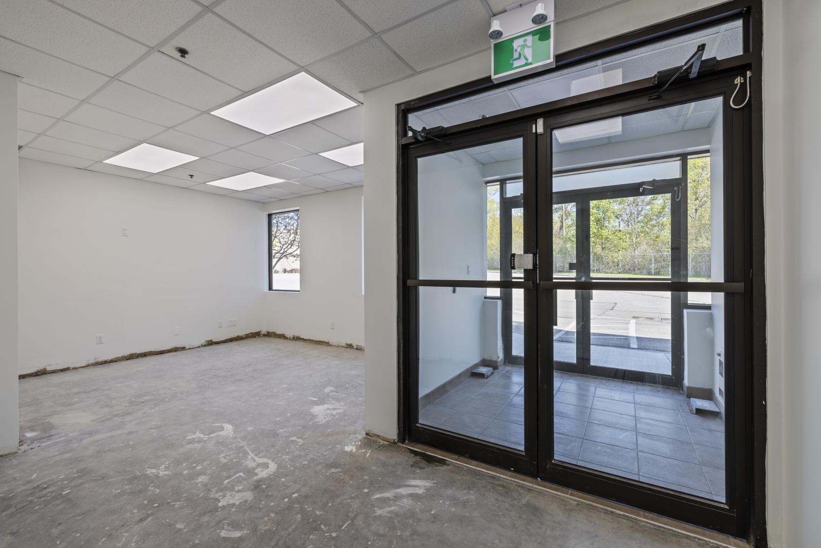 8851 Keele Street Interior