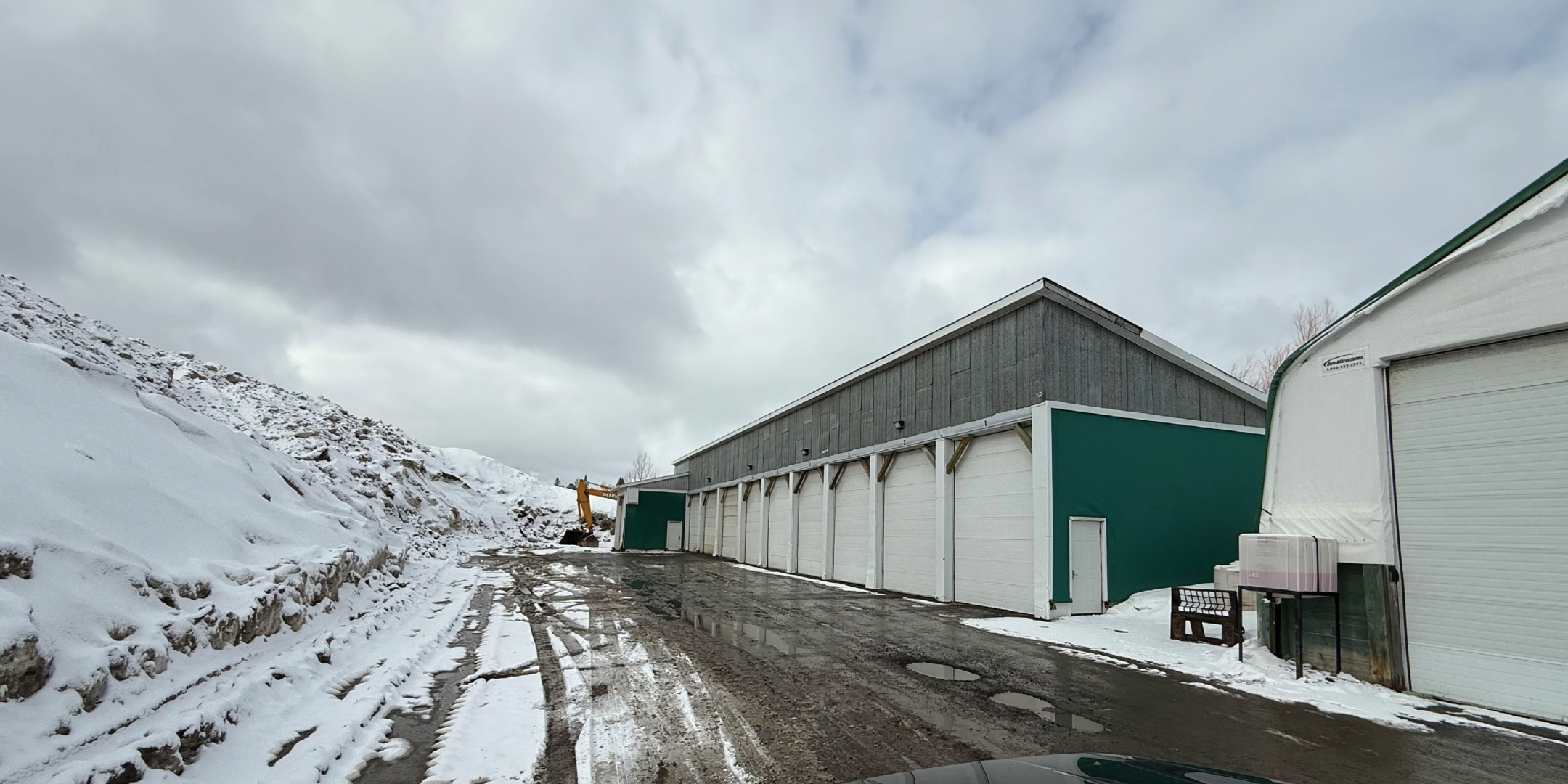 Shipping area at 4084 Albion Road