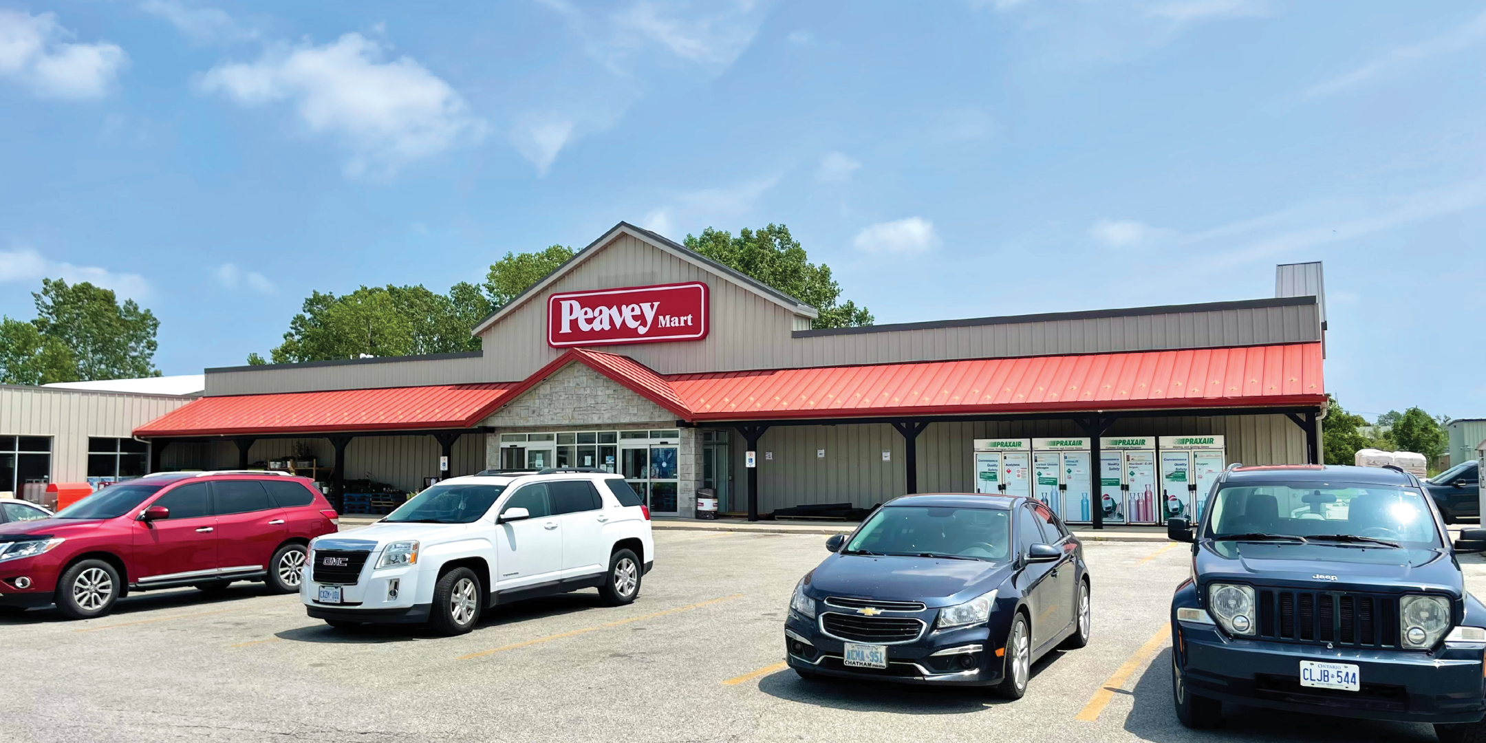 787 St. Clair Street, Chatham - Peavey Mart Retail/Industrial Building with Excess Land