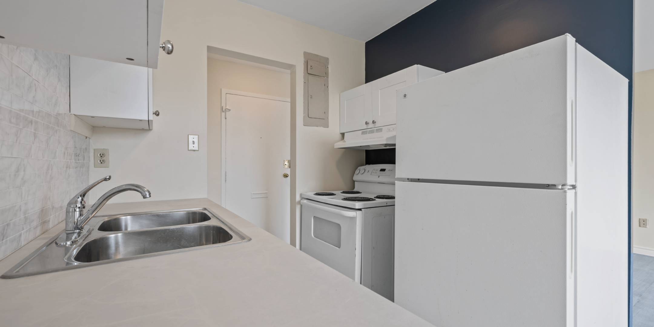 88 Confederation Drive renovated suite kitchen
