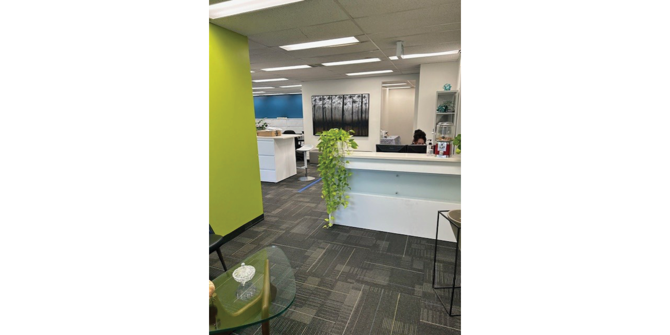 90 Eglinton Avenue E Suite 990 interior