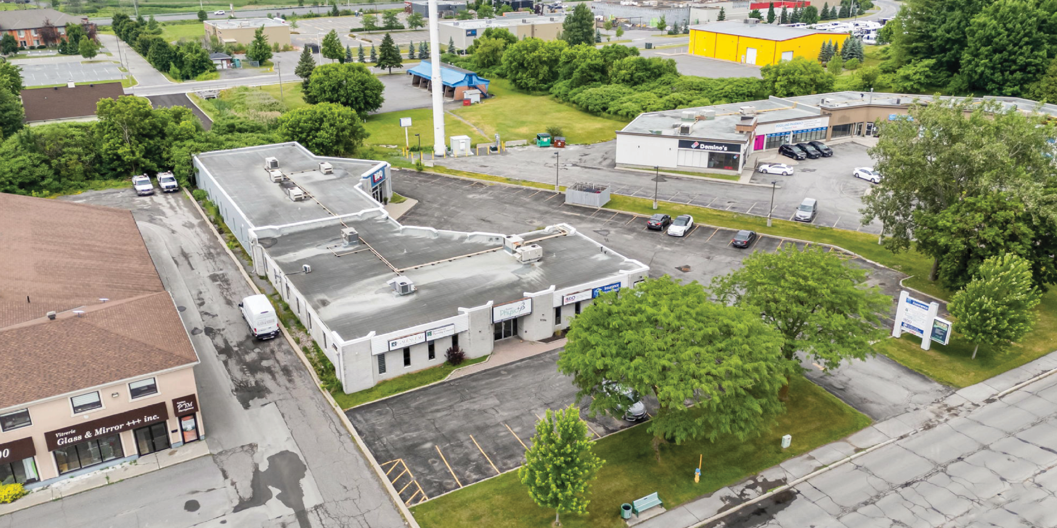 Aerial View of 2784 Laurier Street