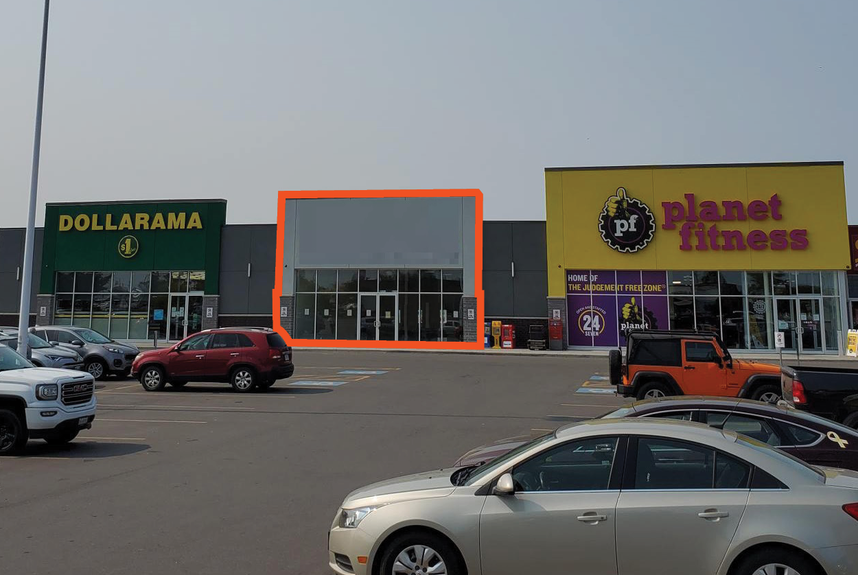 450 Centre Street store exterior showing parking lot 