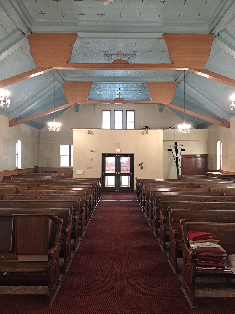 276 Bathurst church interior