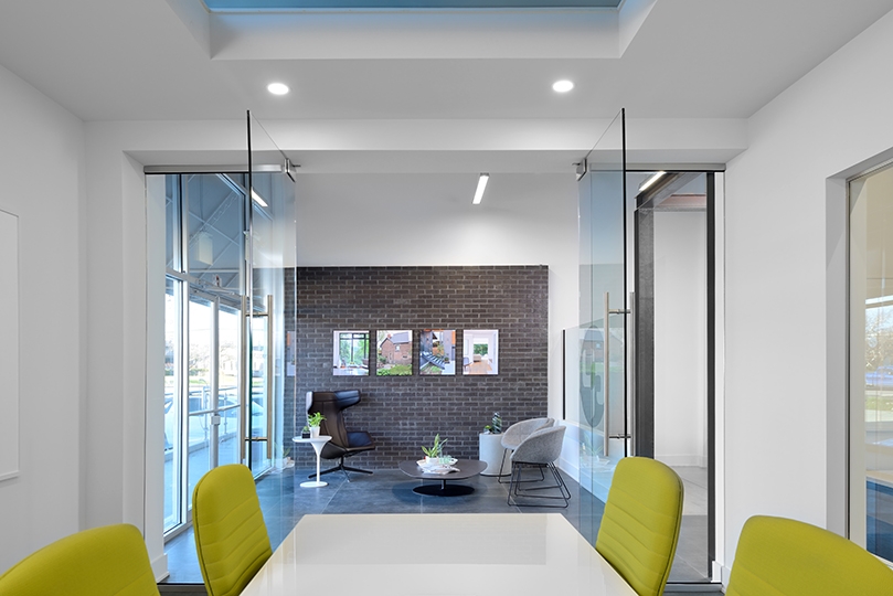 68 Railside Road Unit E reception