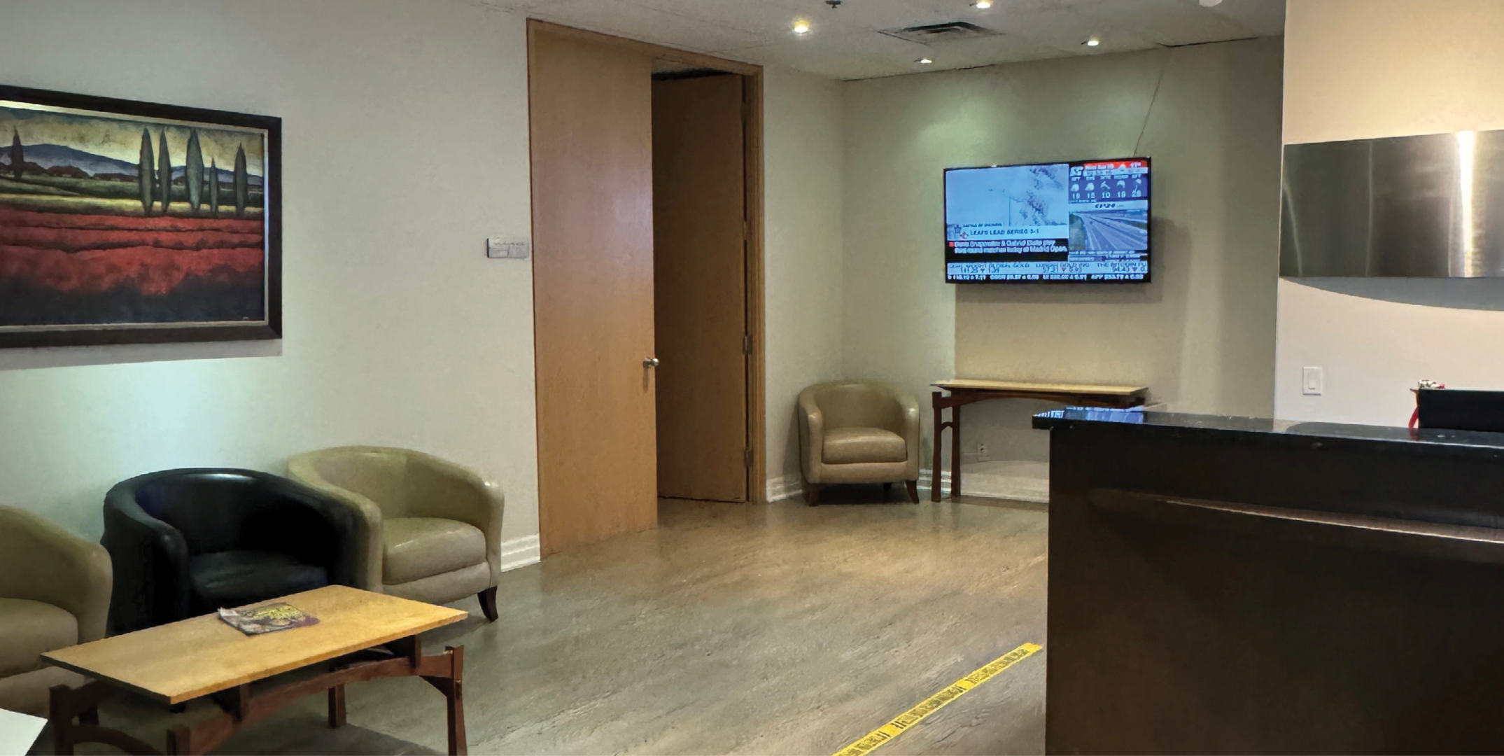 5255 Yonge Street reception area with sofa