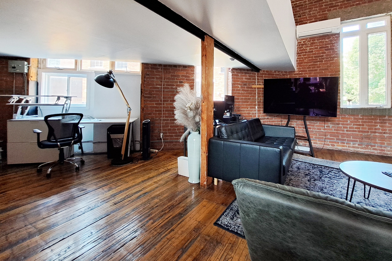 77 Florence suite 107