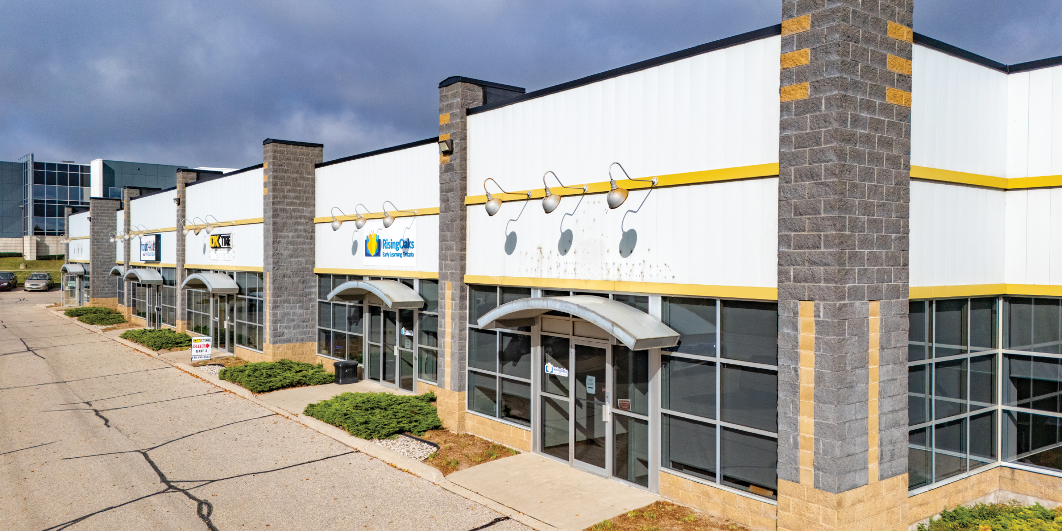 10 Washburn Drive Plaza 10 Washburn Drive Plaza