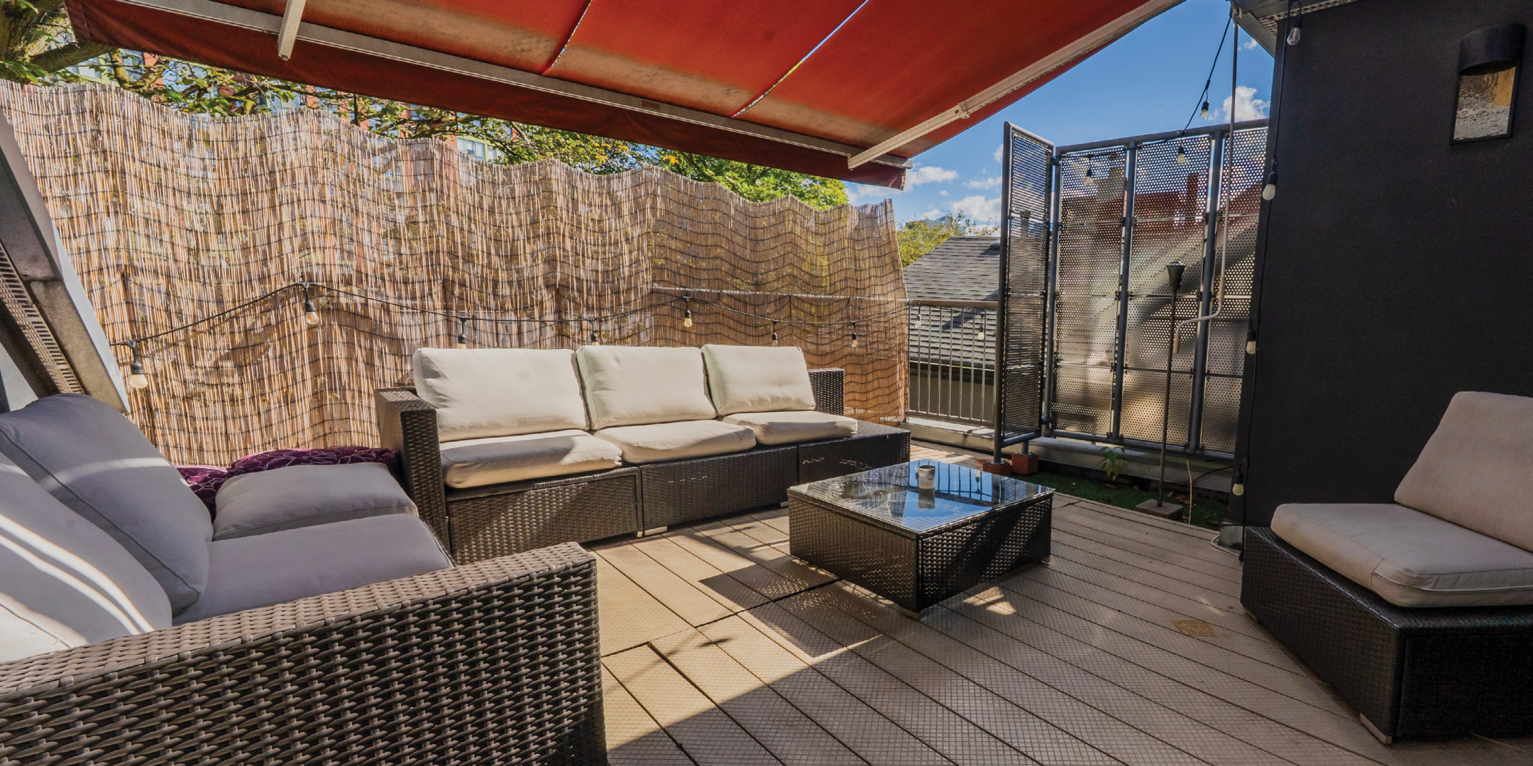 115 Walnut Ave patio with coffee table and sofa