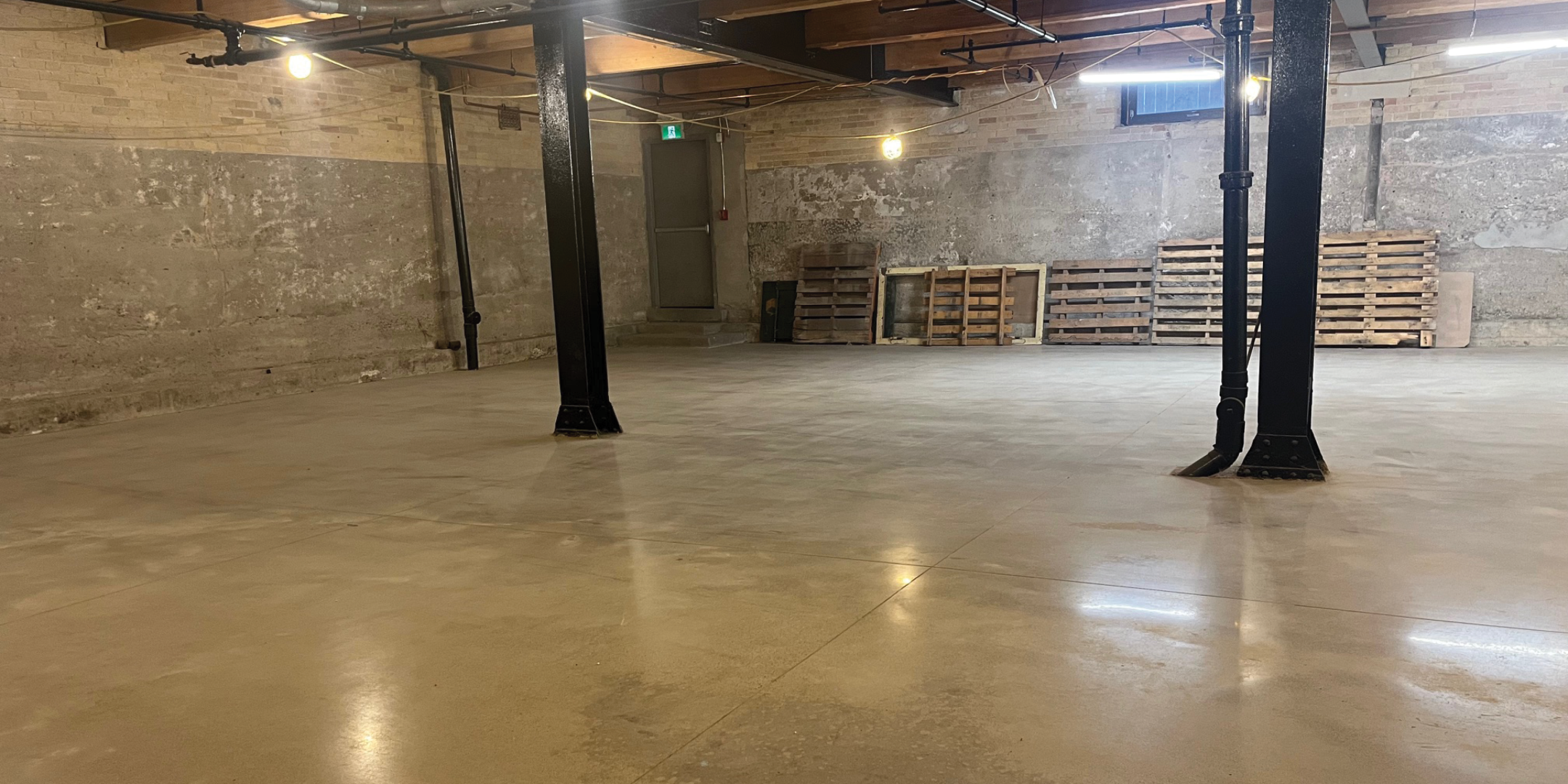 91 Oxford lower level