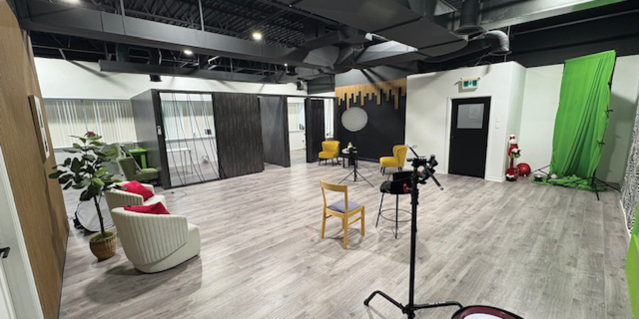 Open area at 1 Applewood Crescent