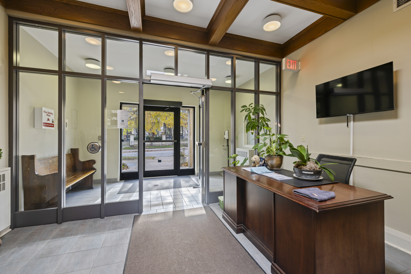 1570 Yonge Street building reception area