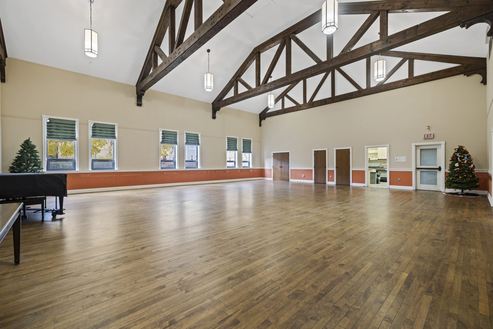 1570 Yonge Street open area with huge windows