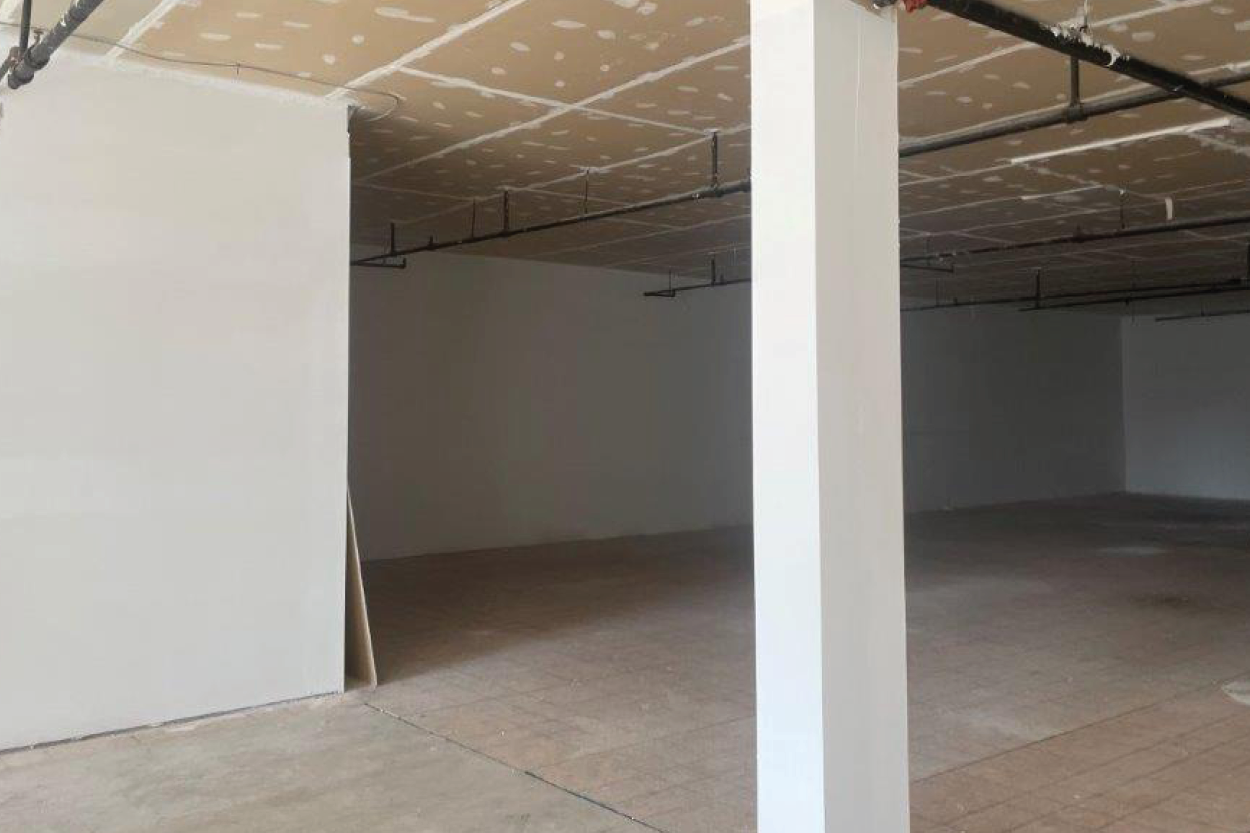 38-44 Chatham Street E interior vacant space