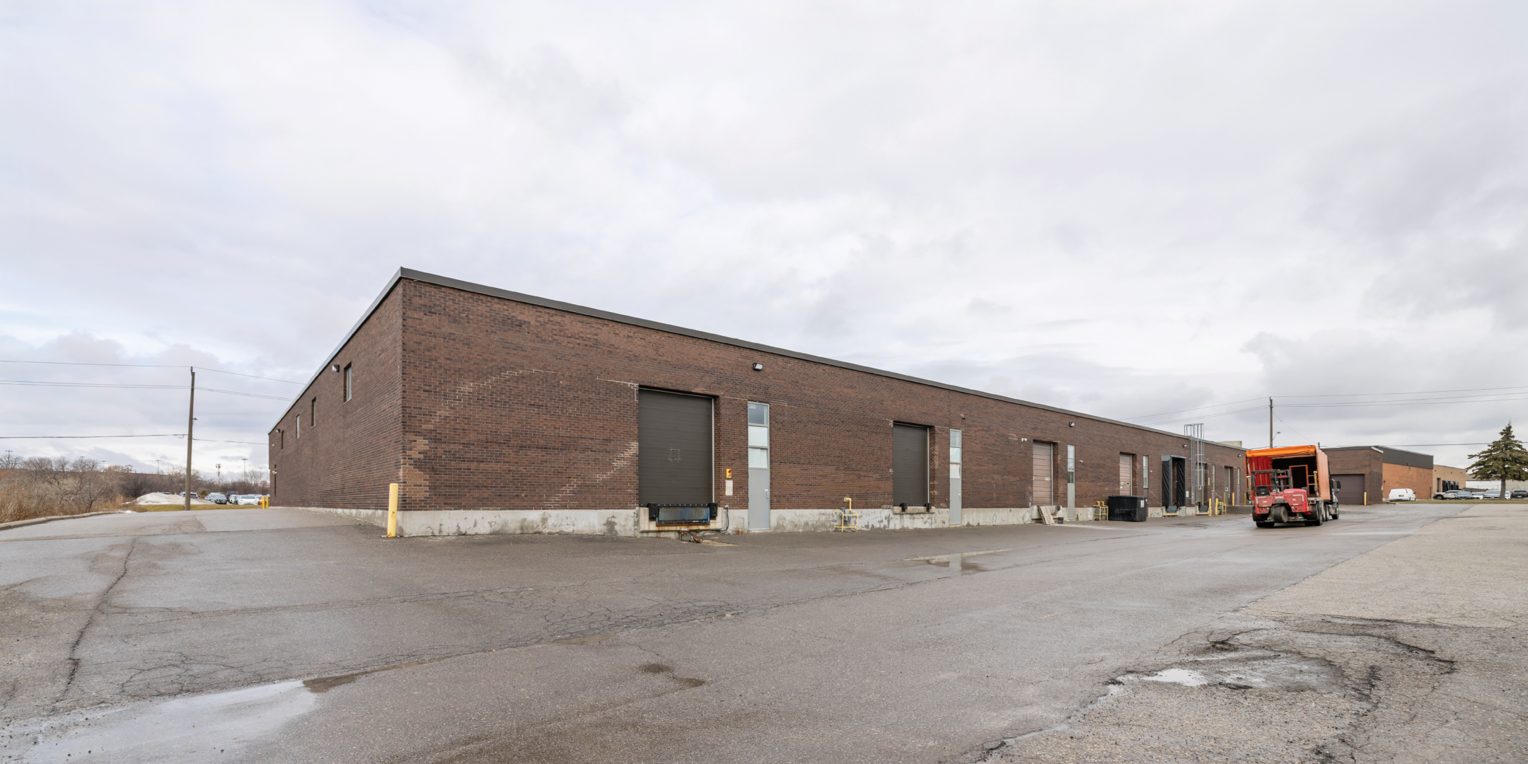 1090 Aerowood Drive, Unit 6 exterior rear unit