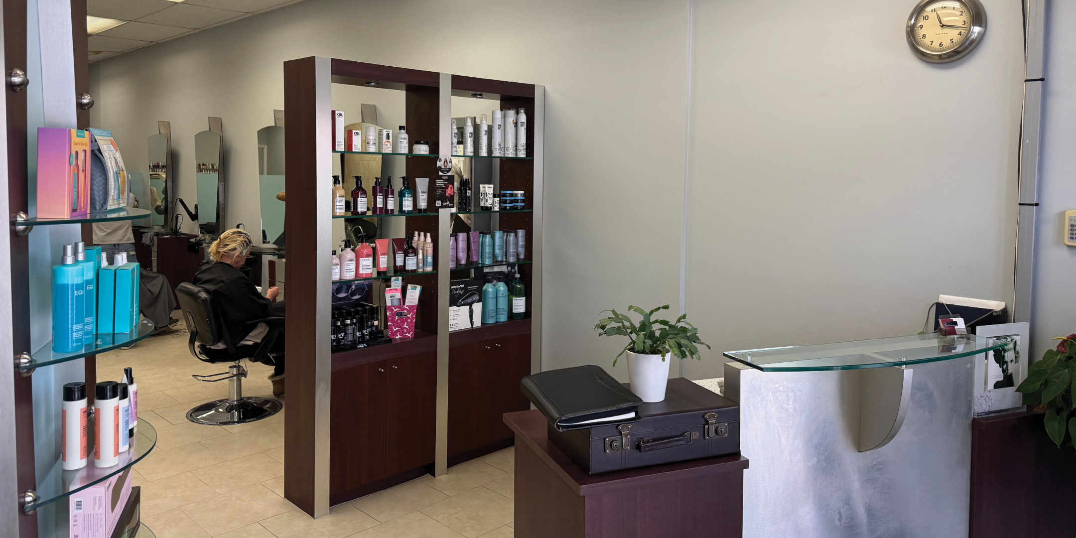 front reception of nail and hair salon