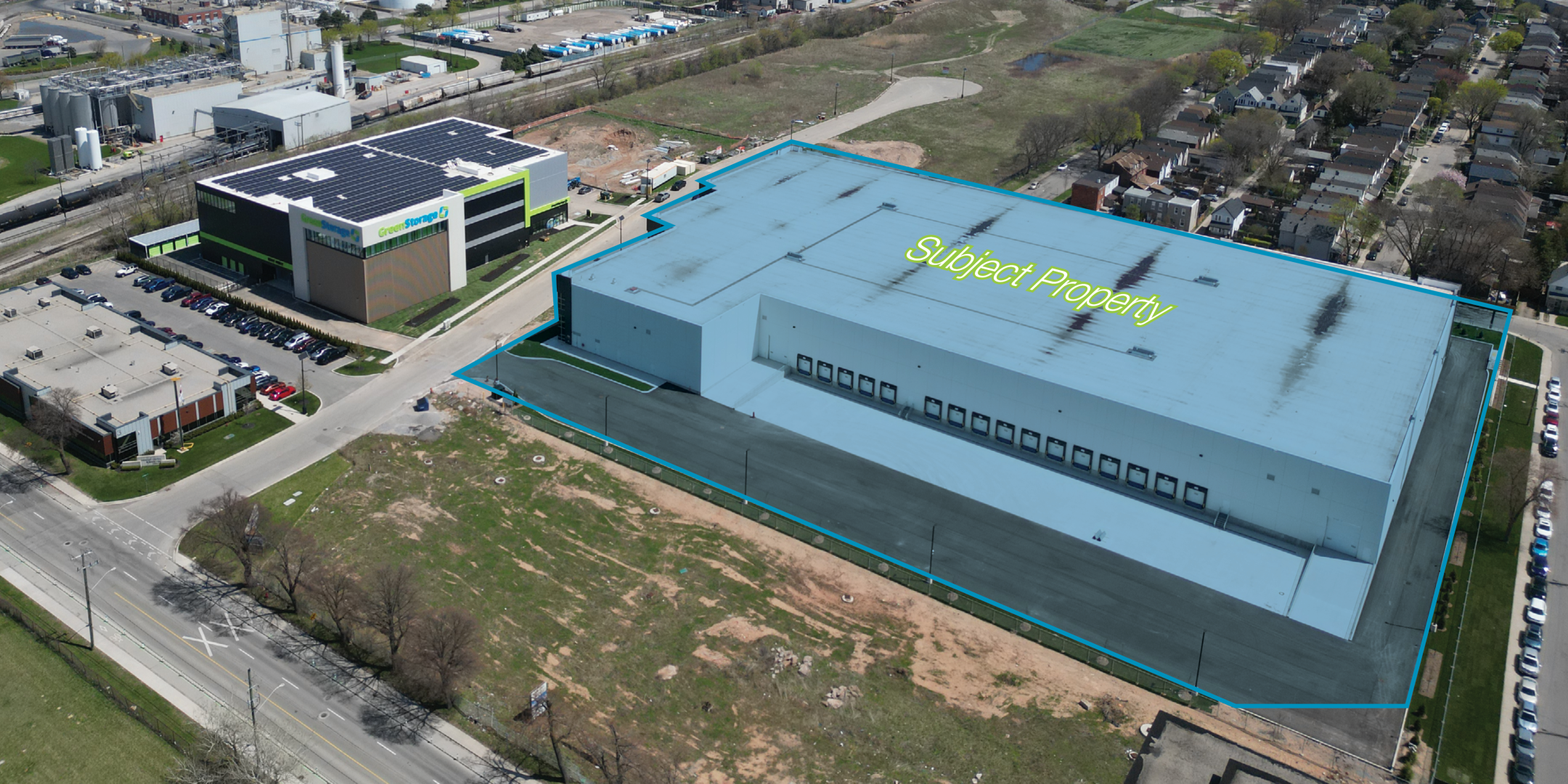 Exterior Building of 16 Studebaker Place