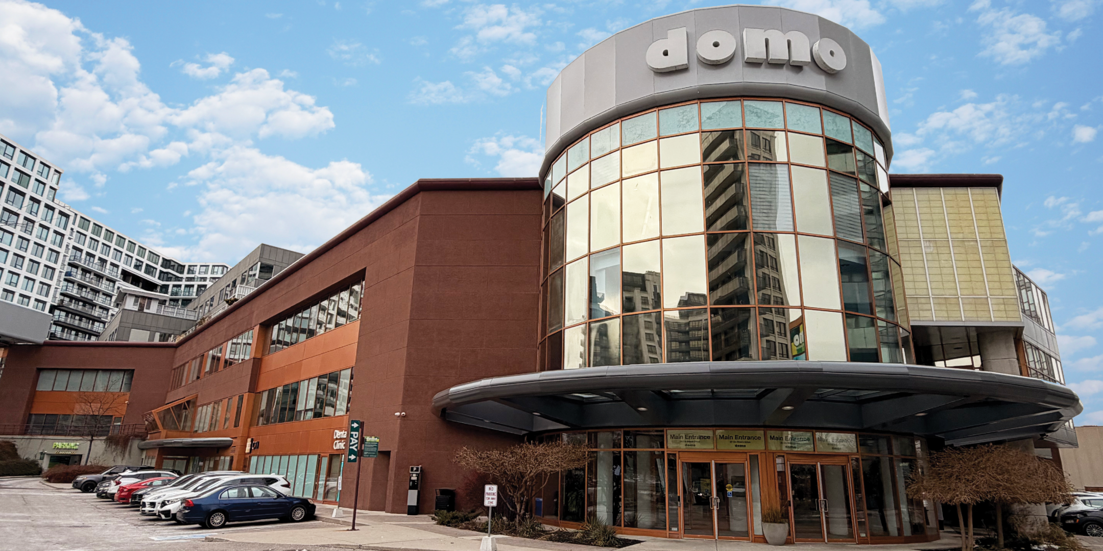 20 De Boers Exterior of Building