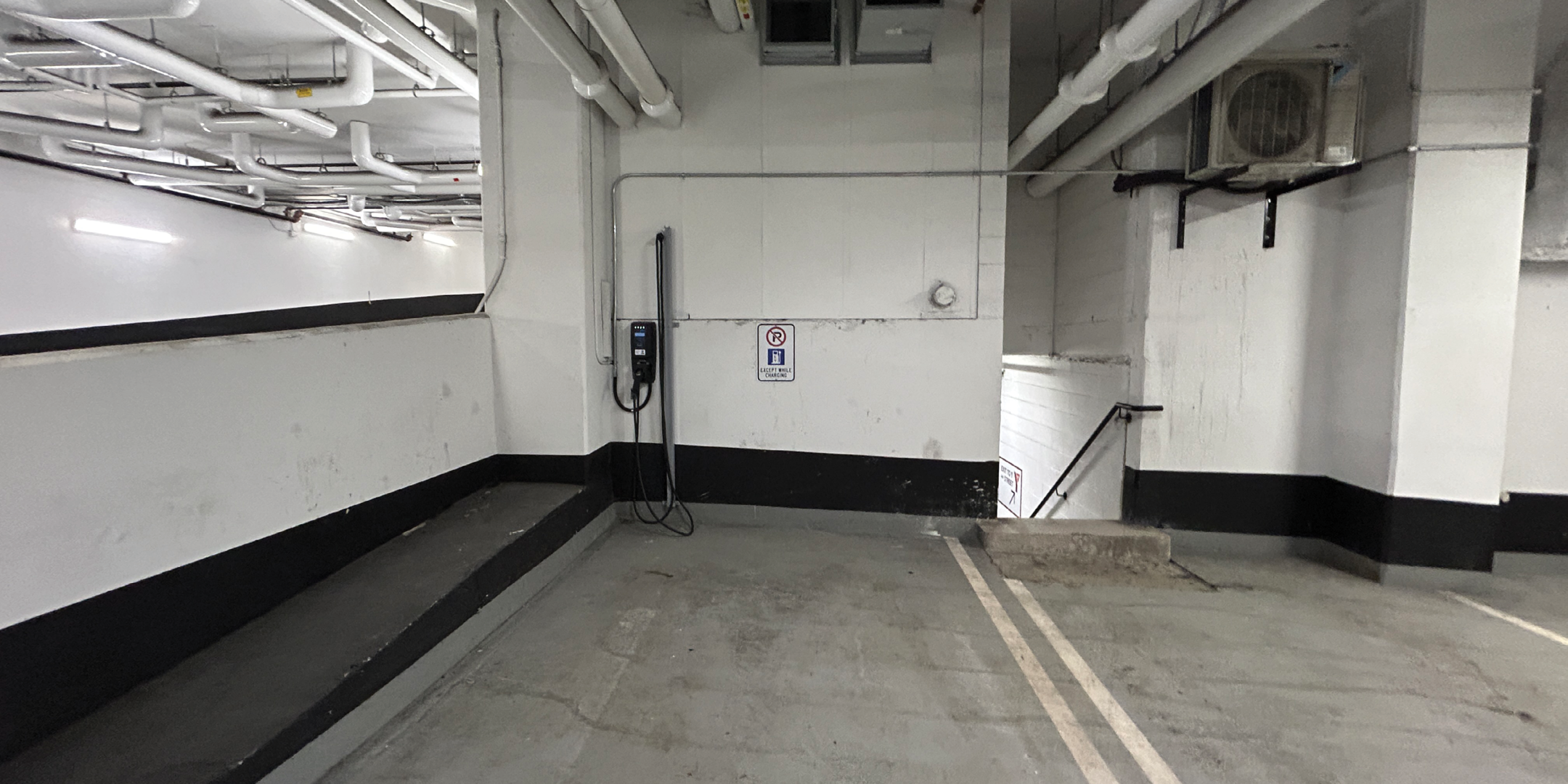 355 & 365 Beech Avenue Parking Garage